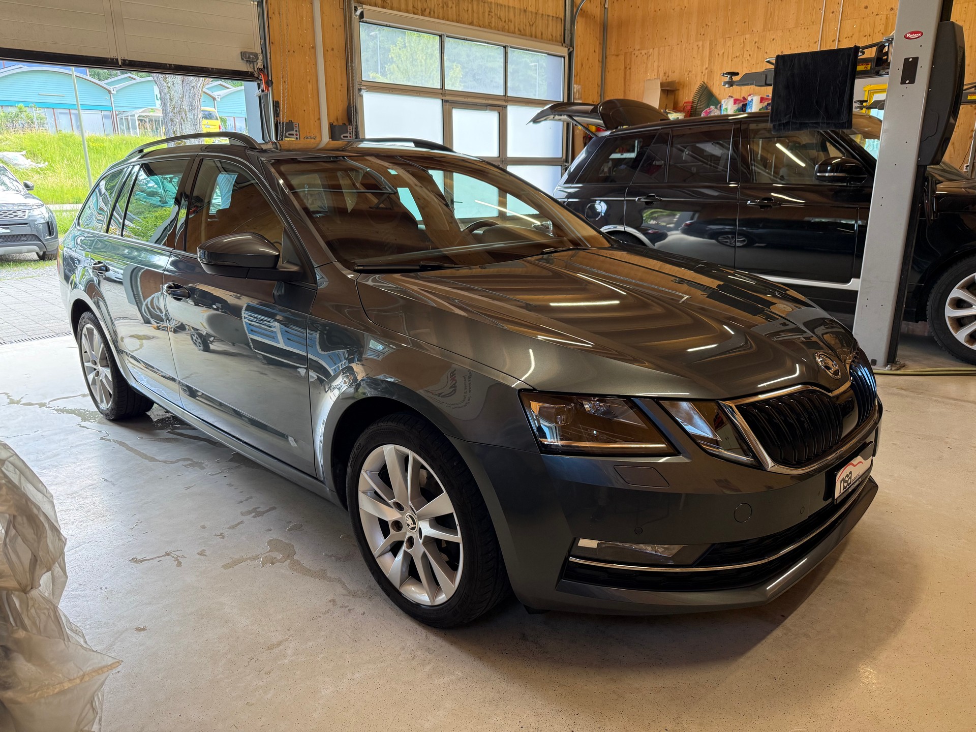 SKODA Octavia Combi 1.4 TSI Style-image-2