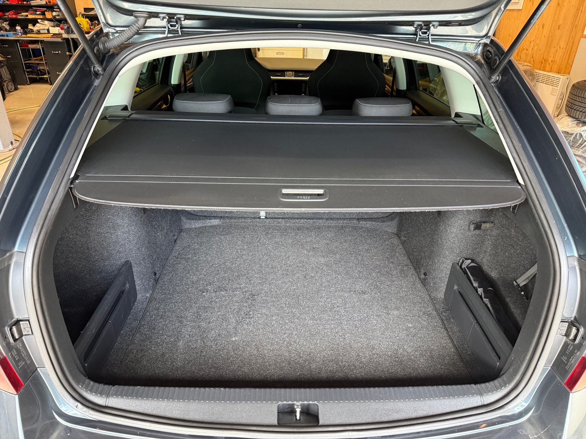 SKODA Octavia Combi 1.4 TSI Style-image-13