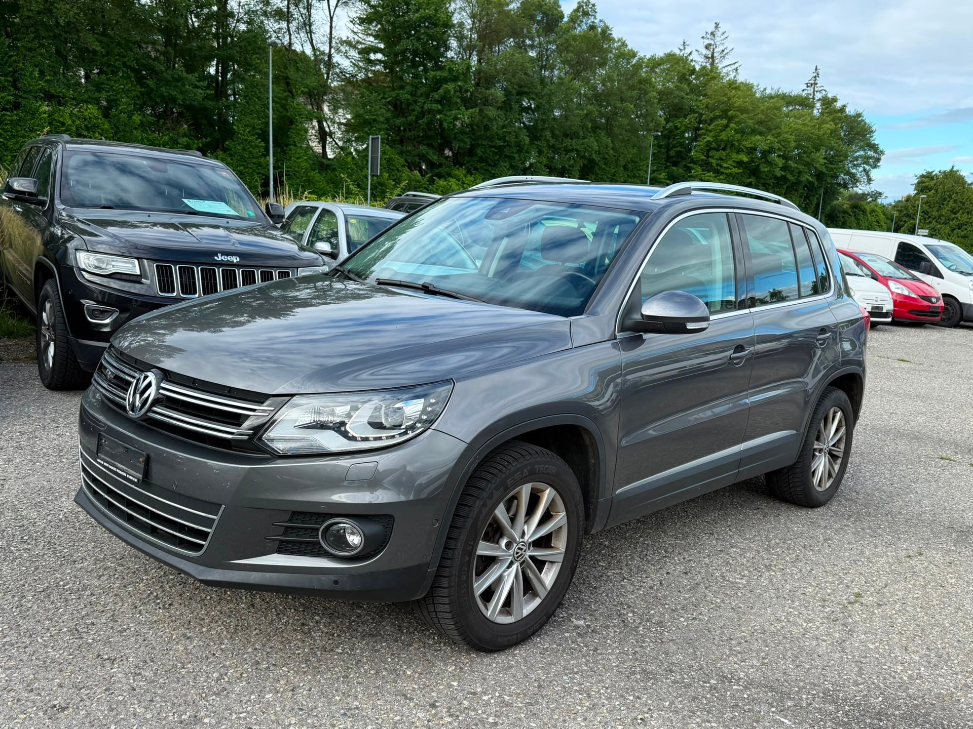 VW Tiguan 2.0 TSI R Line 4Motion DSG-image-1