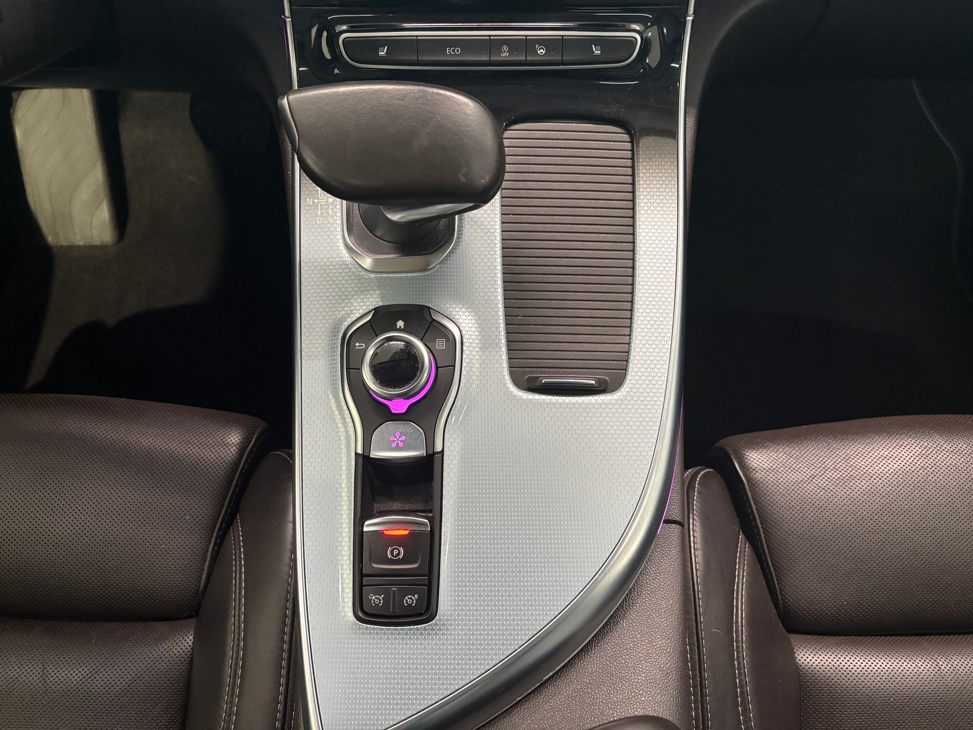 RENAULT Espace 1.6 TCe Initiale EDC-image-13