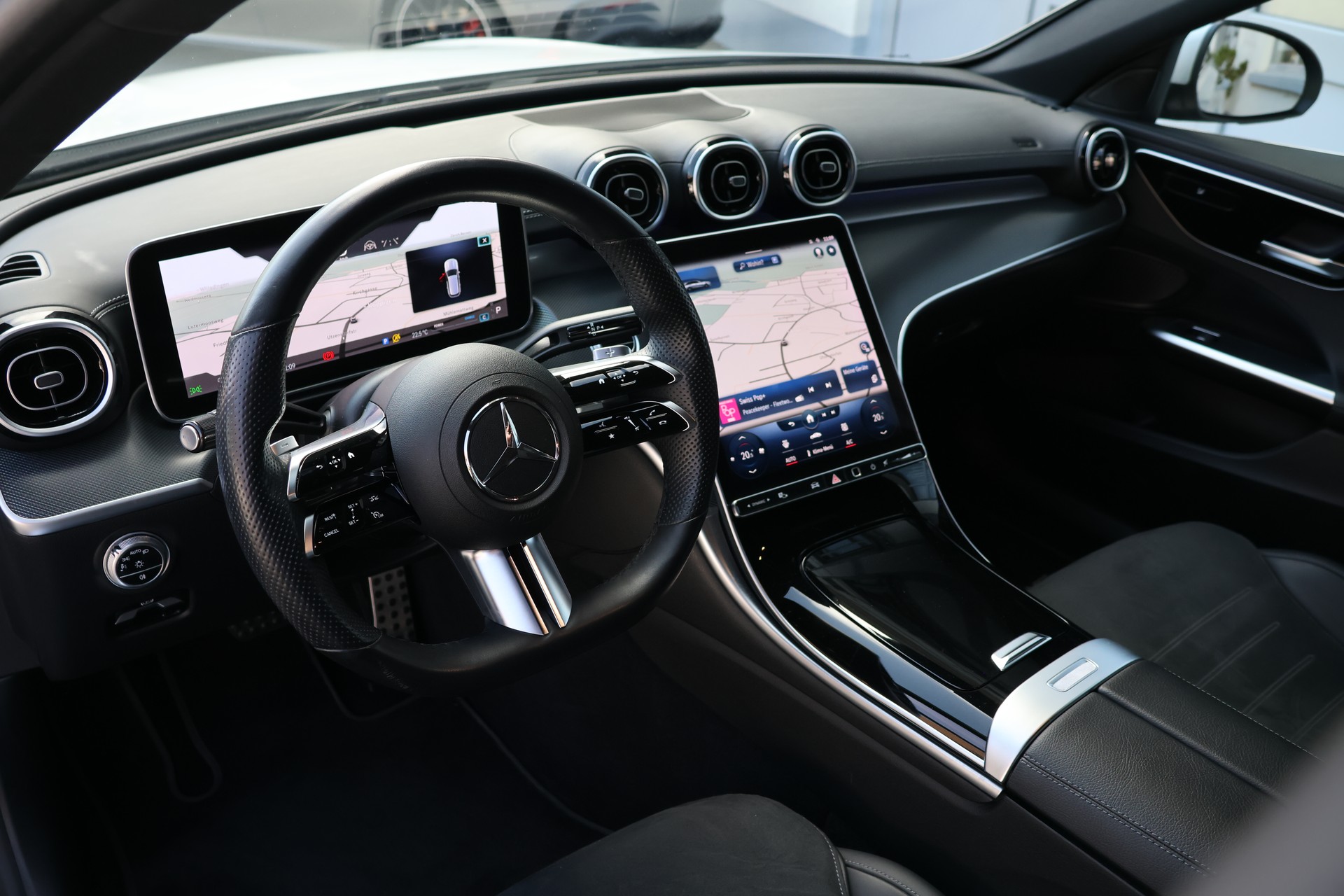 MERCEDES-BENZ C 220 d T 4Matic Swiss Star AMG-Line (CH)-image-9