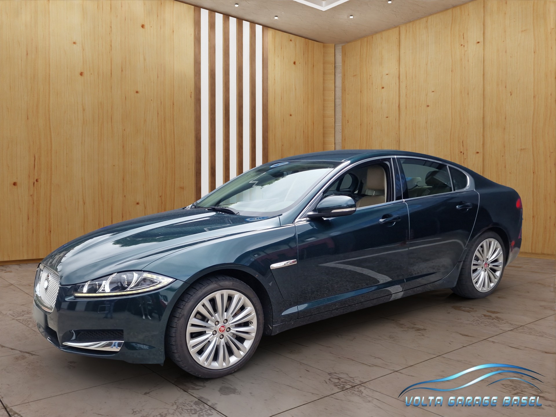 JAGUAR XF 3.0 V6 S/C 4x4-image-1