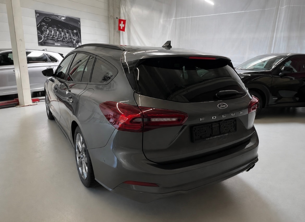FORD Focus 1.5 EcoBlue TDCi ST-Line X Automatic-image-2