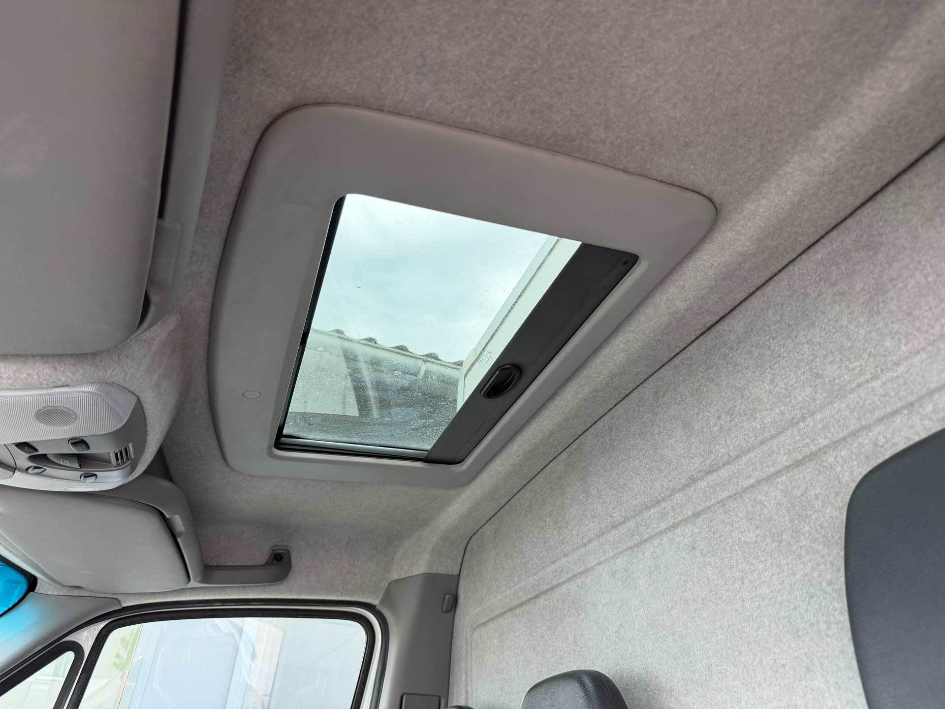 MERCEDES-BENZ Sprinter 315 CDI Standard-image-14