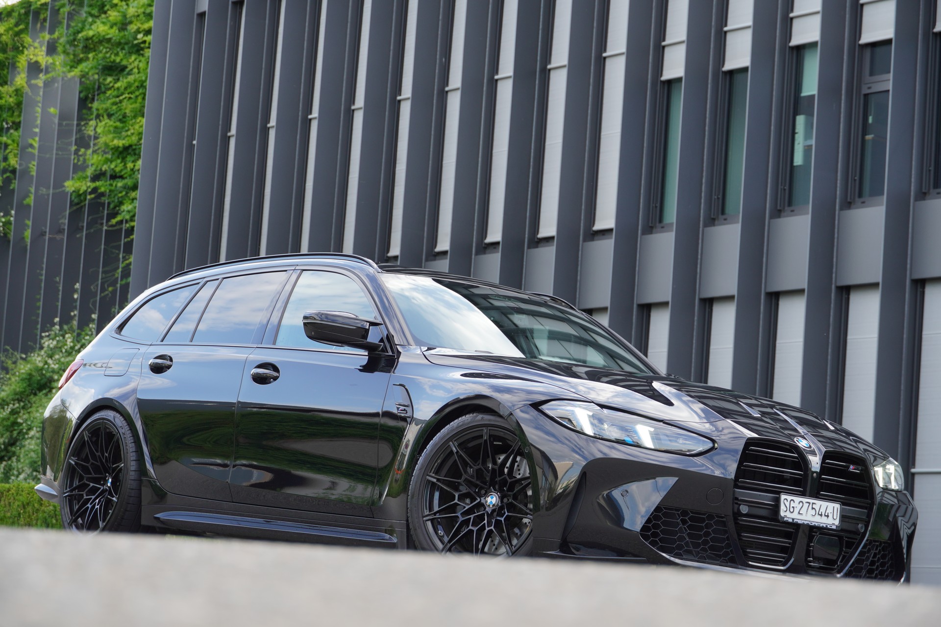 BMW M3 Touring xDrive Competition M-image-14