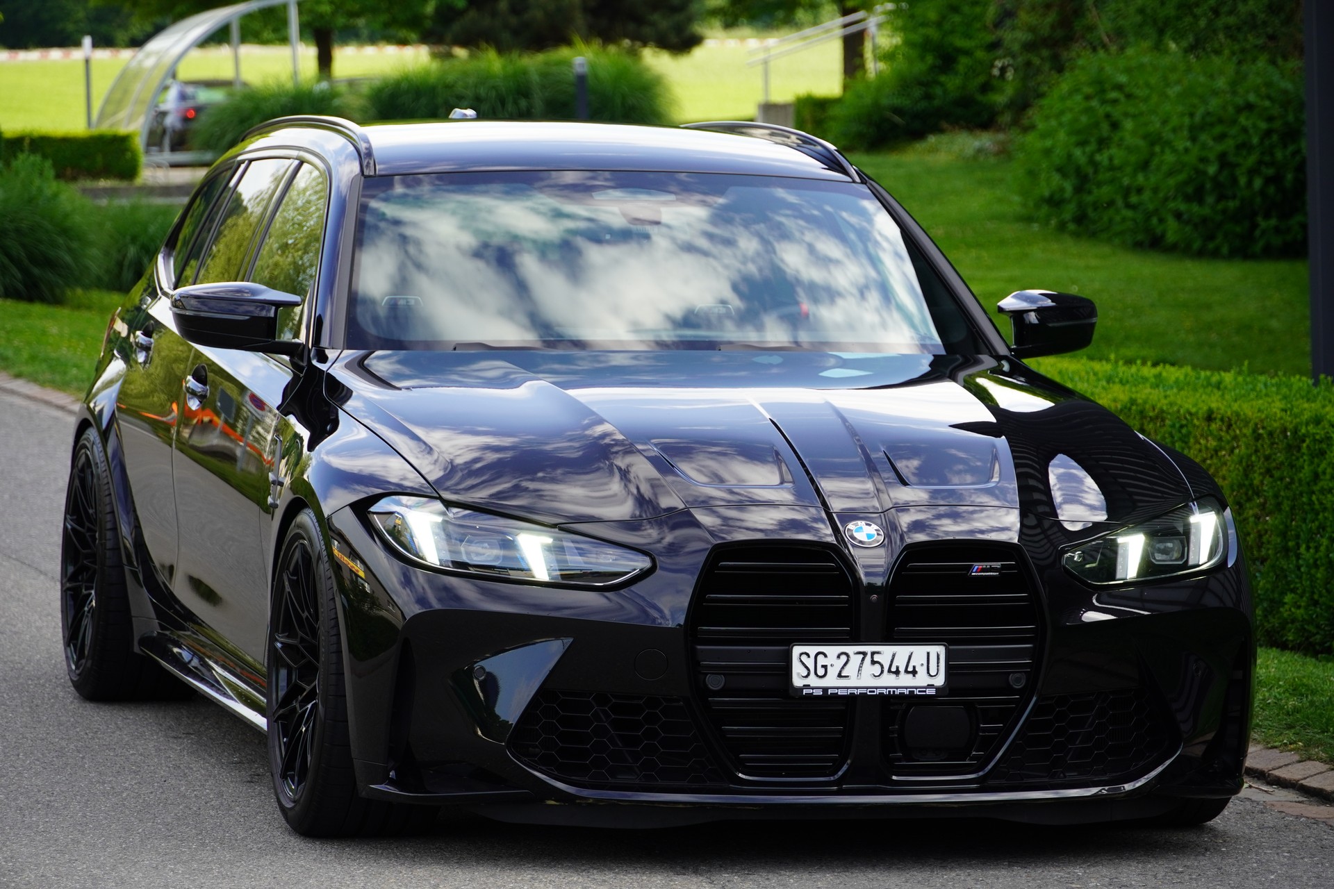 BMW M3 Touring xDrive Competition M-image-3