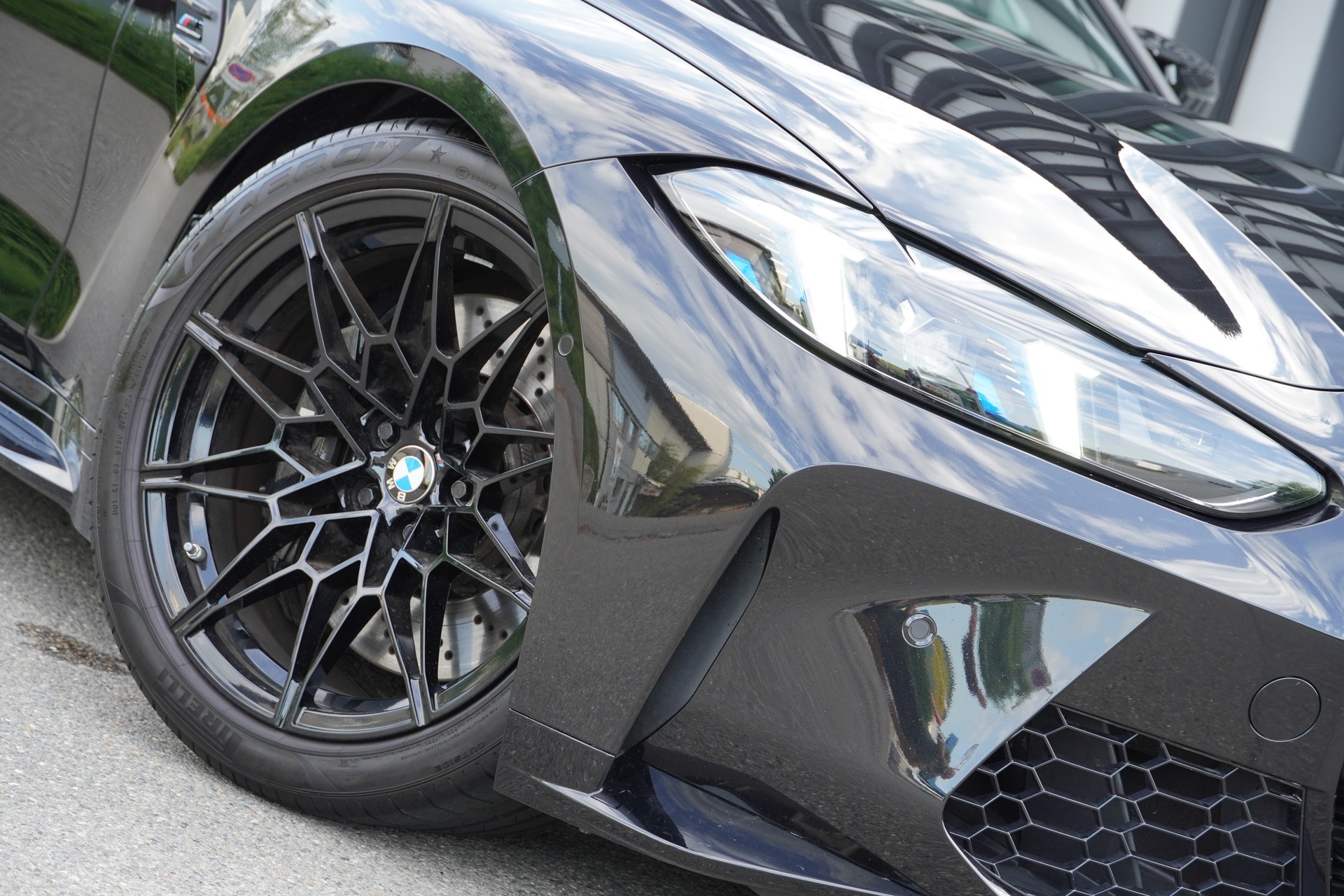 BMW M3 Touring xDrive Competition M-image-13