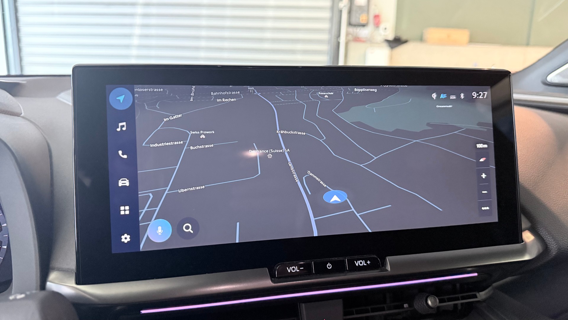 TOYOTA C-HR 2.0 PHEV Style Premiere-image-14