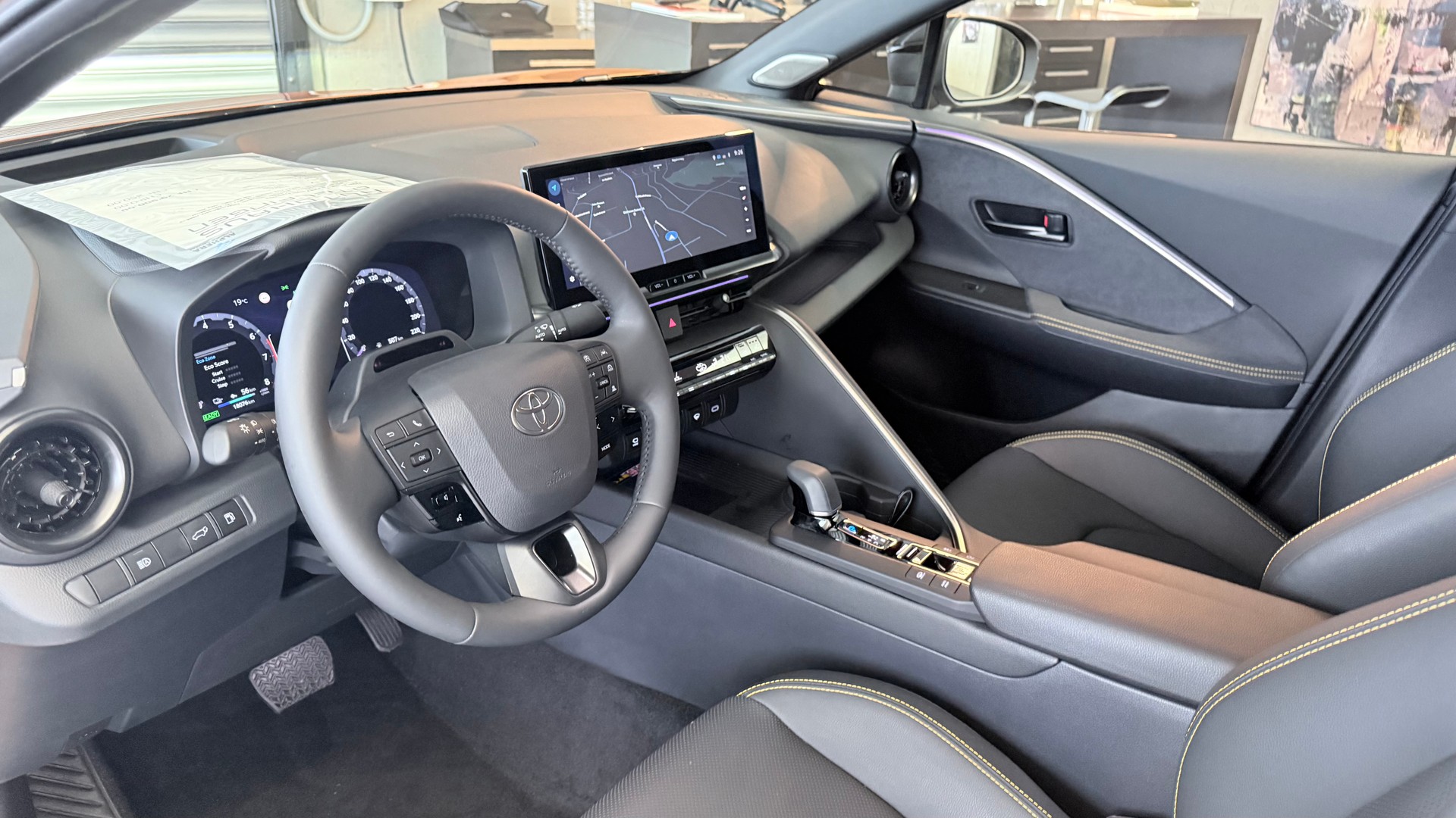 TOYOTA C-HR 2.0 PHEV Style Premiere-image-9