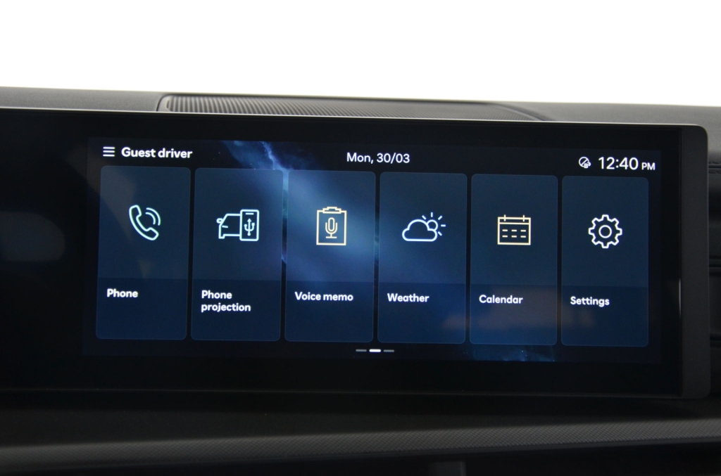 HYUNDAI Santa Fe 1.6 PHEV Premium 4WD-image-16