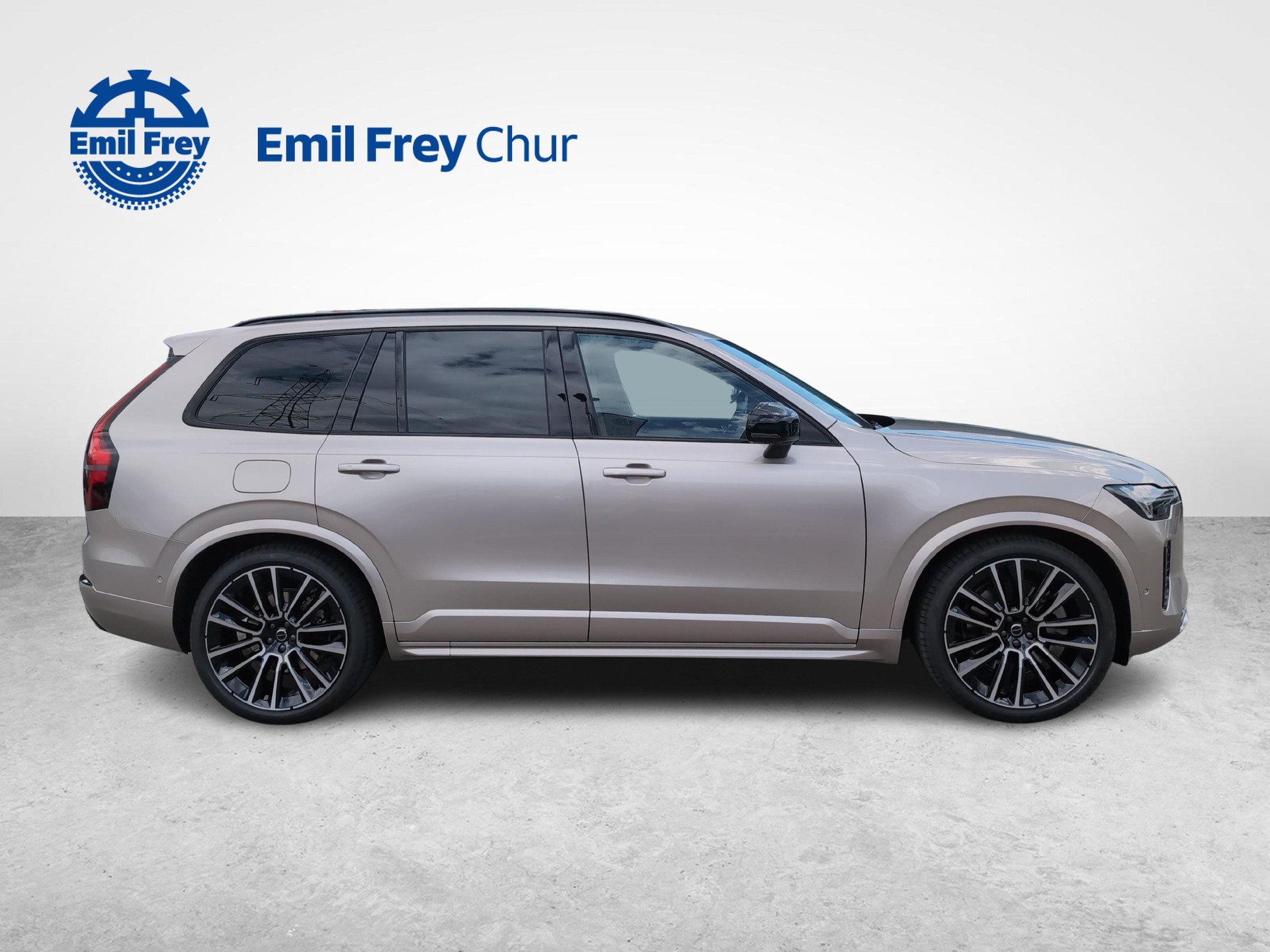 VOLVO XC90 2.0 T8 TE XCLUSIVE Edition Dark eAWD-image-5