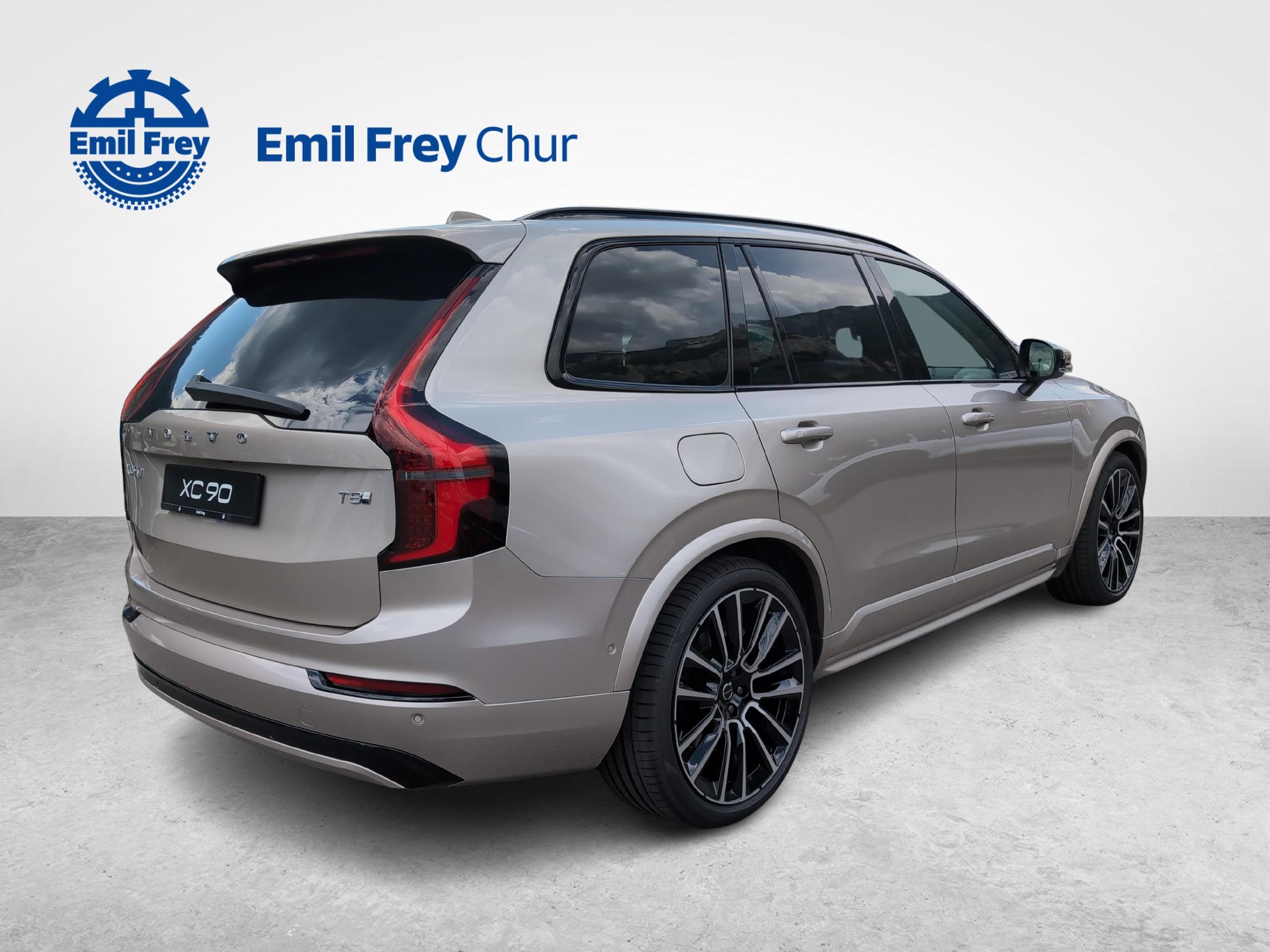 VOLVO XC90 2.0 T8 TE XCLUSIVE Edition Dark eAWD-image-4