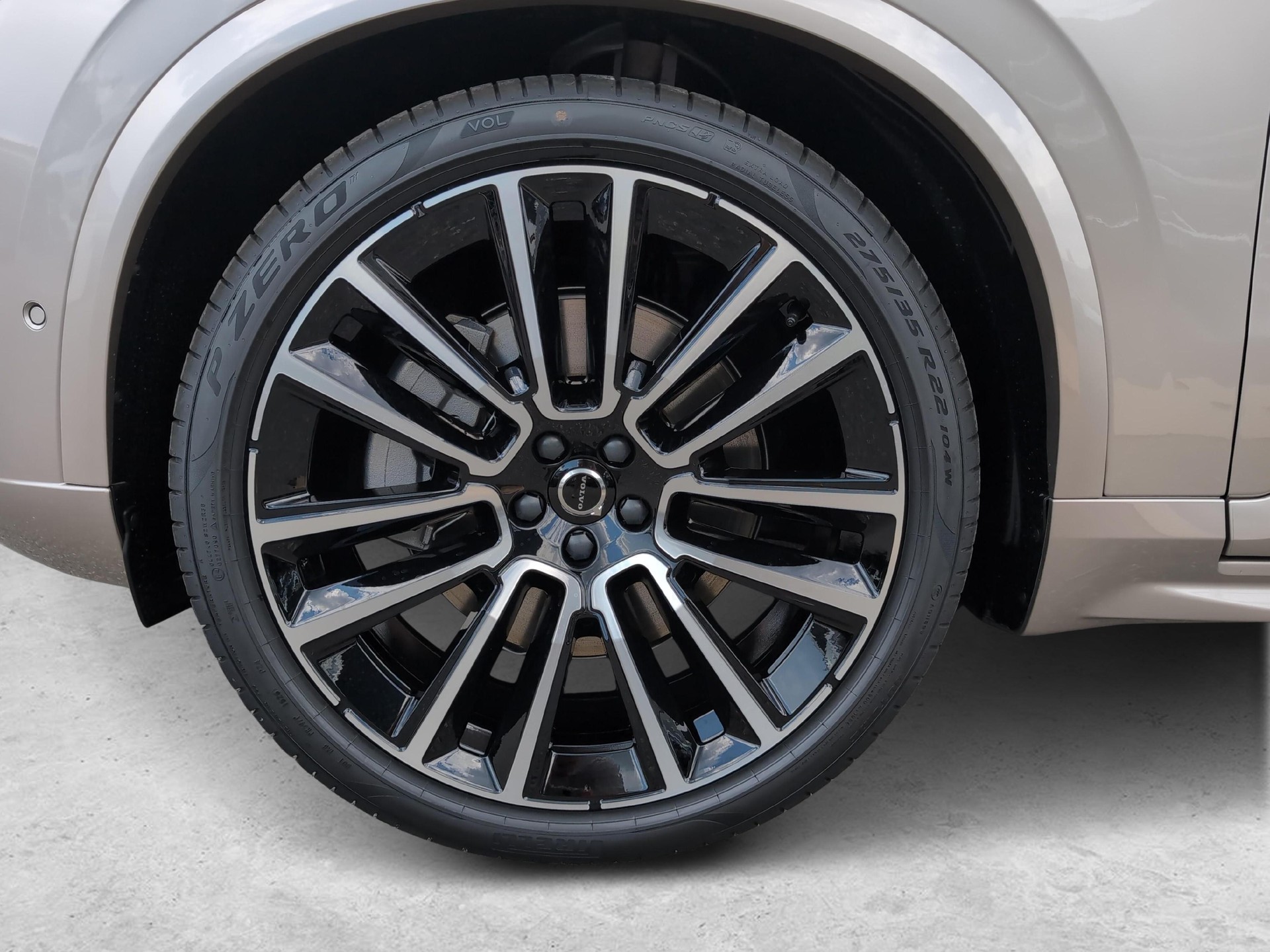 VOLVO XC90 2.0 T8 TE XCLUSIVE Edition Dark eAWD-image-14