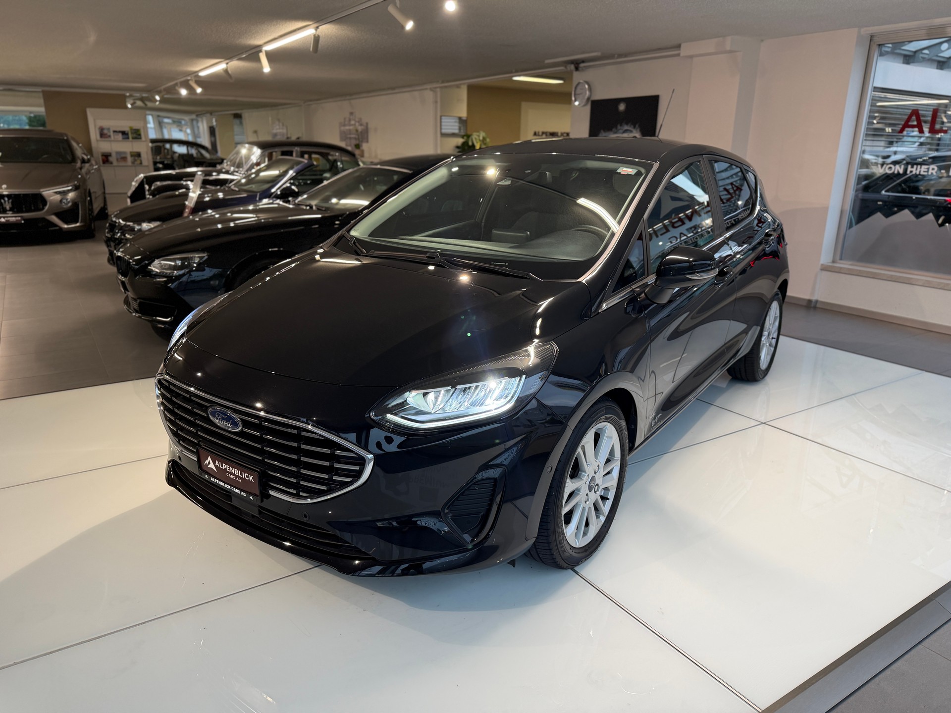 FORD Fiesta 1.0 SCTi MHEV Titanium X Automat-image-3
