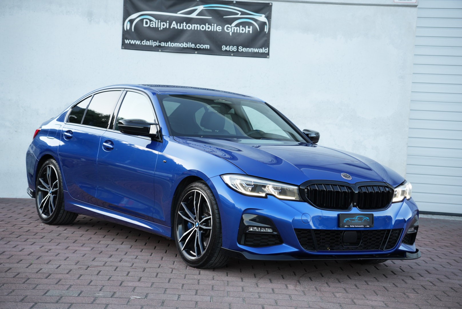 BMW 330i M Sport Steptronic-image-4