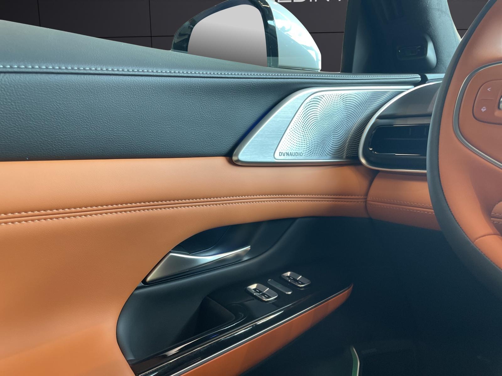 XPENG G9 Performance AWD-image-14