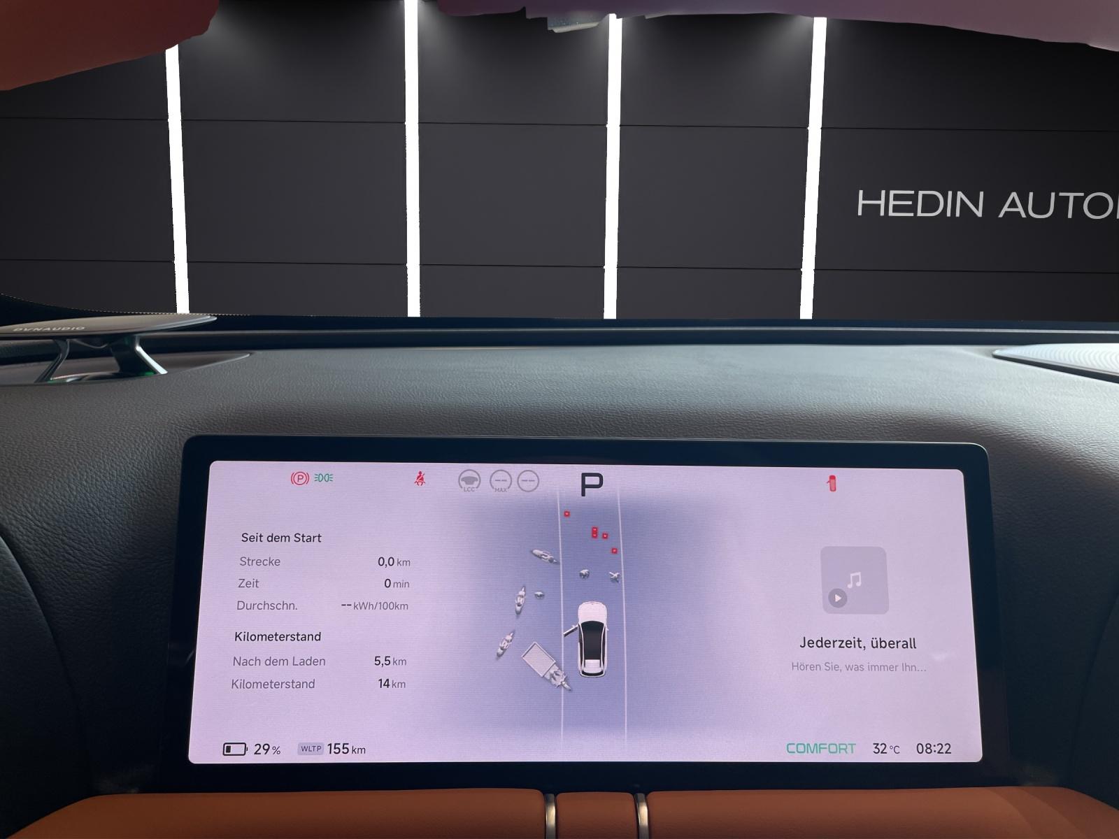 XPENG G9 Performance AWD-image-10
