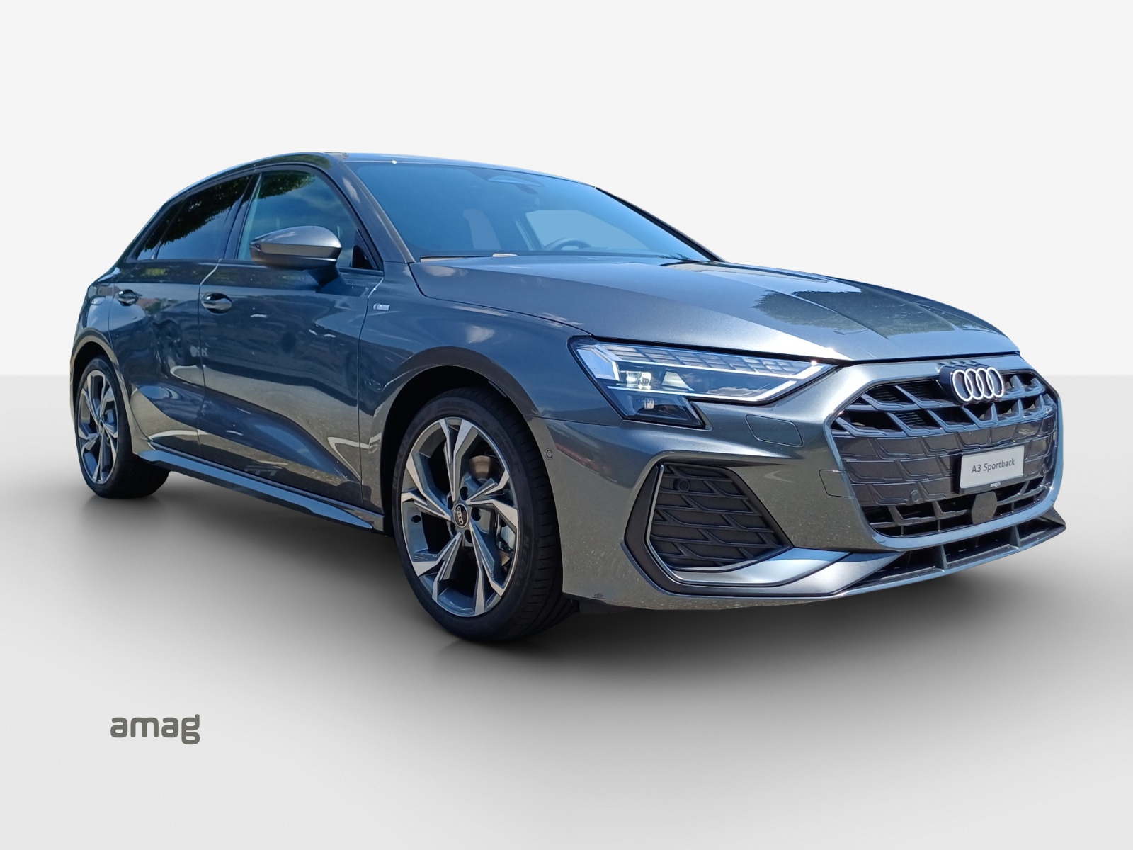 AUDI A3 Sportback TFSI 110 kW S line Attraction S tronic-image-5
