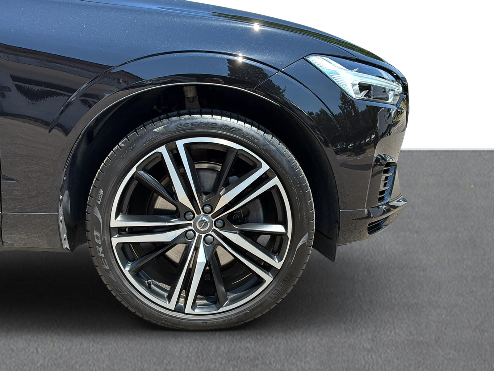 VOLVO XC60 2.0 T8 TE R-Design eAWD-image-15