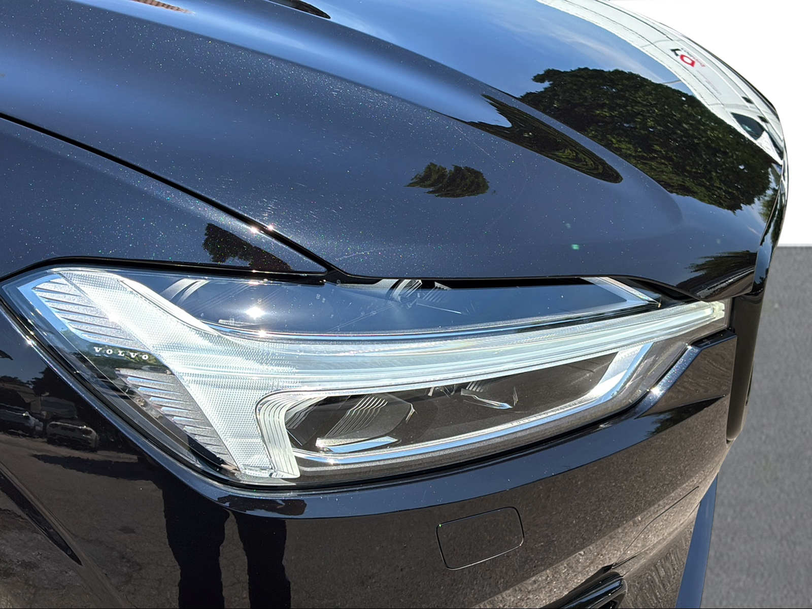 VOLVO XC60 2.0 T8 TE R-Design eAWD-image-16