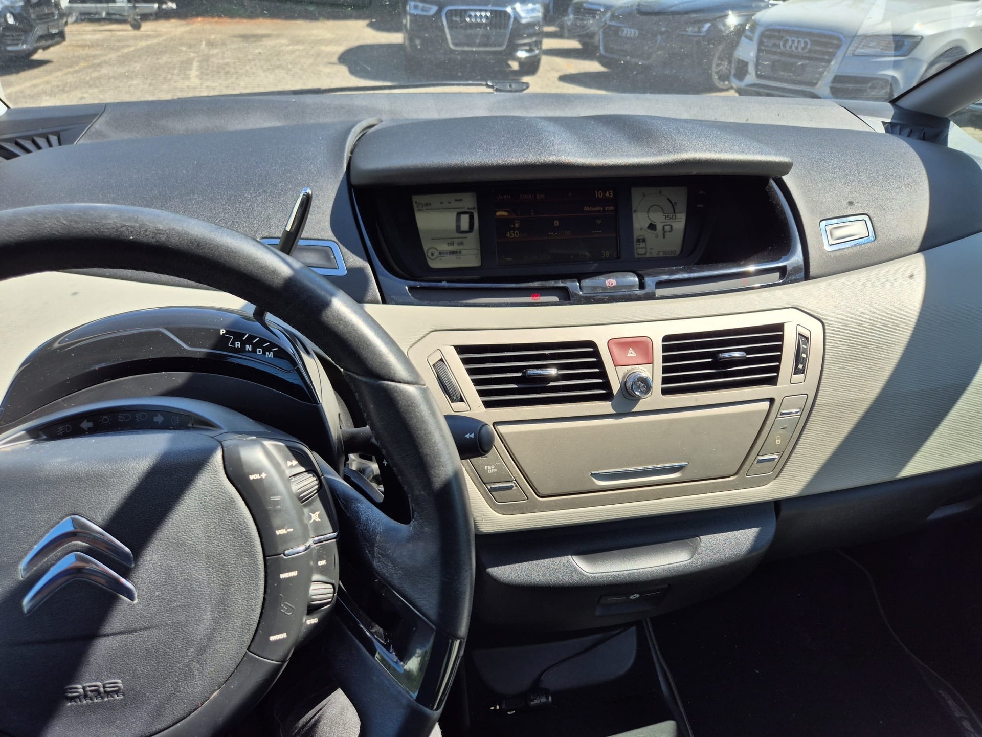 CITROEN Grand C4 Picasso 2.0 HDI Exclusive Automatic-image-11