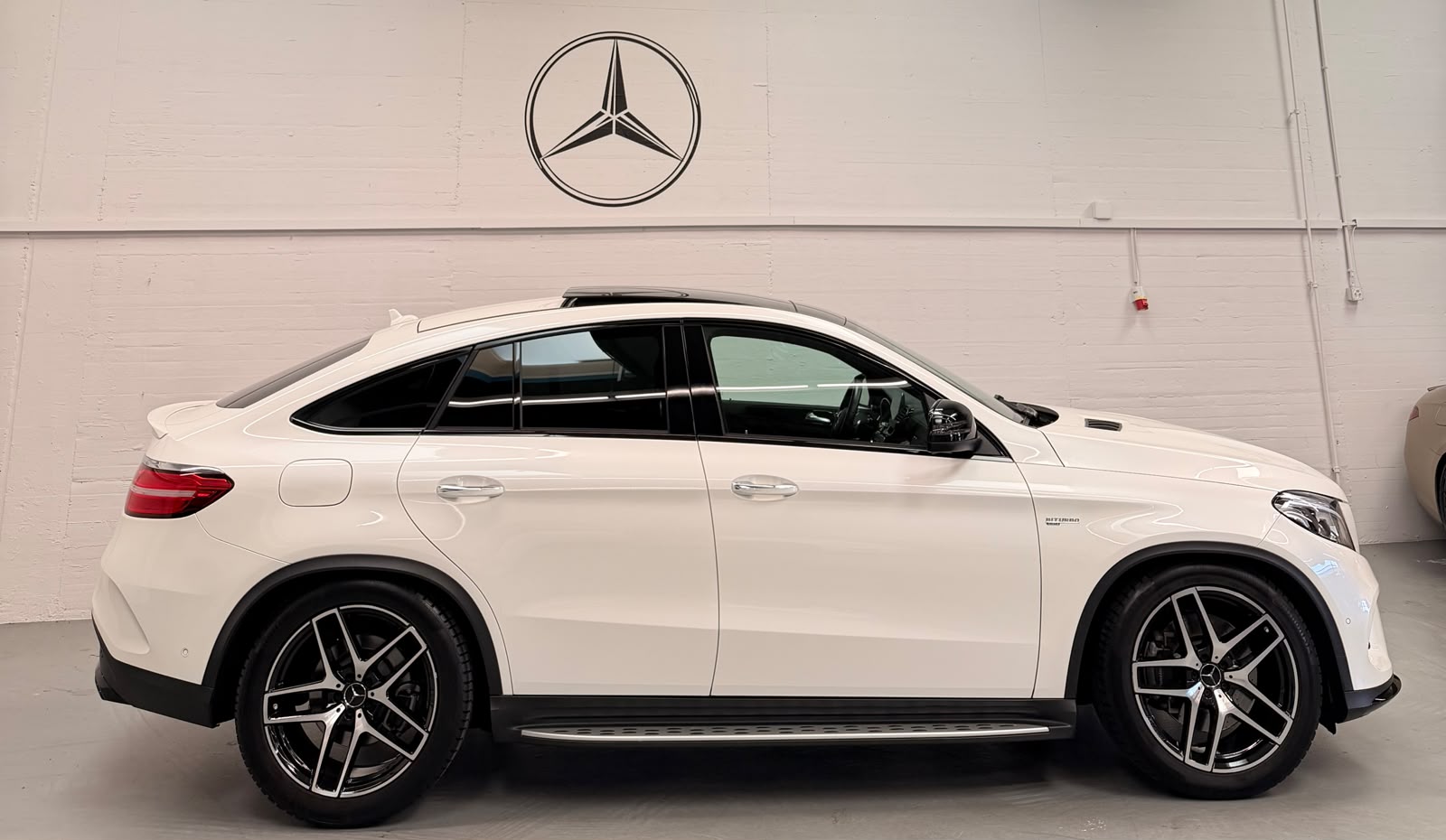 MERCEDES-BENZ GLE Coupé 43 AMG 4Matic 9G-Tronic-image-5