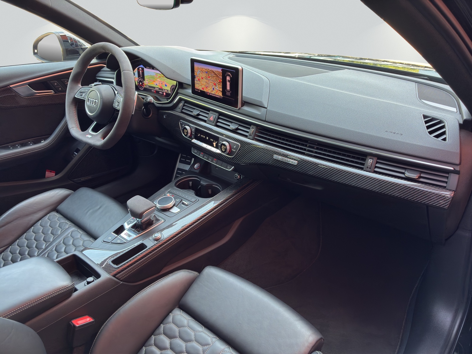 AUDI RS4 Avant 2.9 TFSI quattro tiptronic-image-7