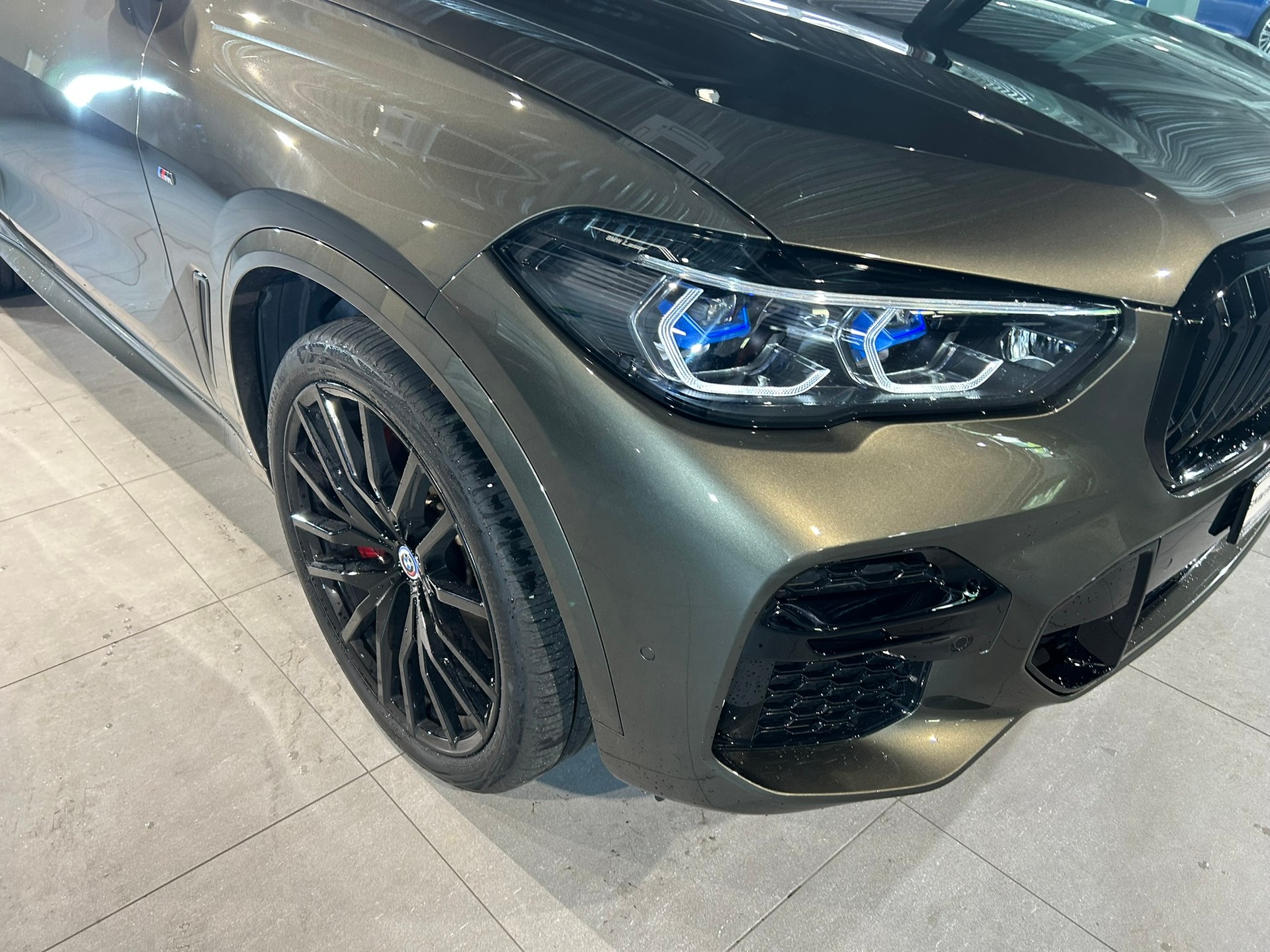 BMW X5 xDrive 48V 40d M Sport Steptronic-image-18