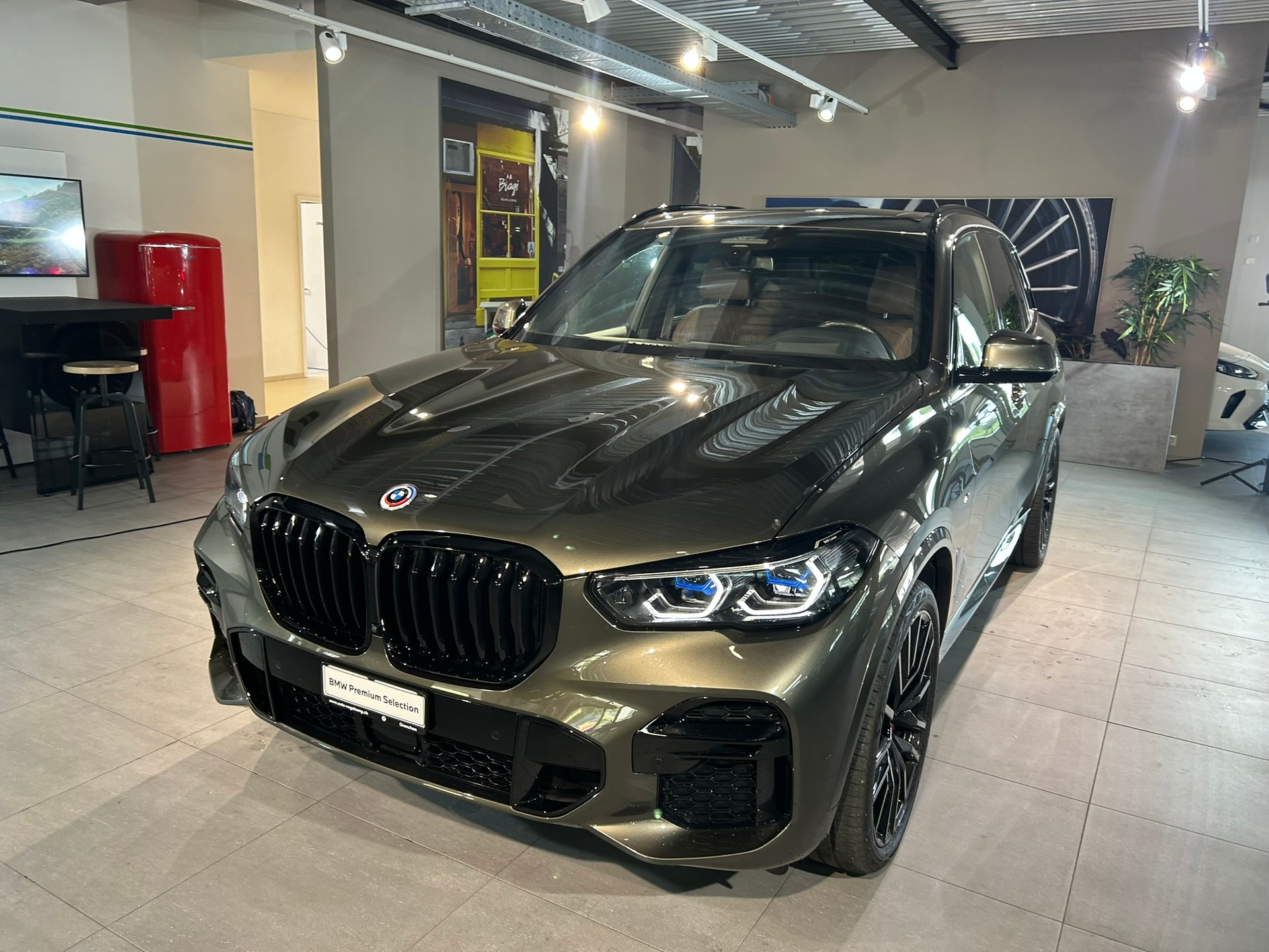 BMW X5 xDrive 48V 40d M Sport Steptronic-image-5