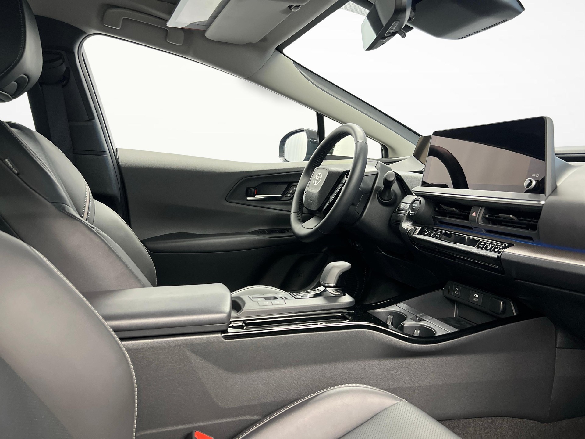 TOYOTA Prius 2.0 Plug-In-Hybrid Premium-image-9