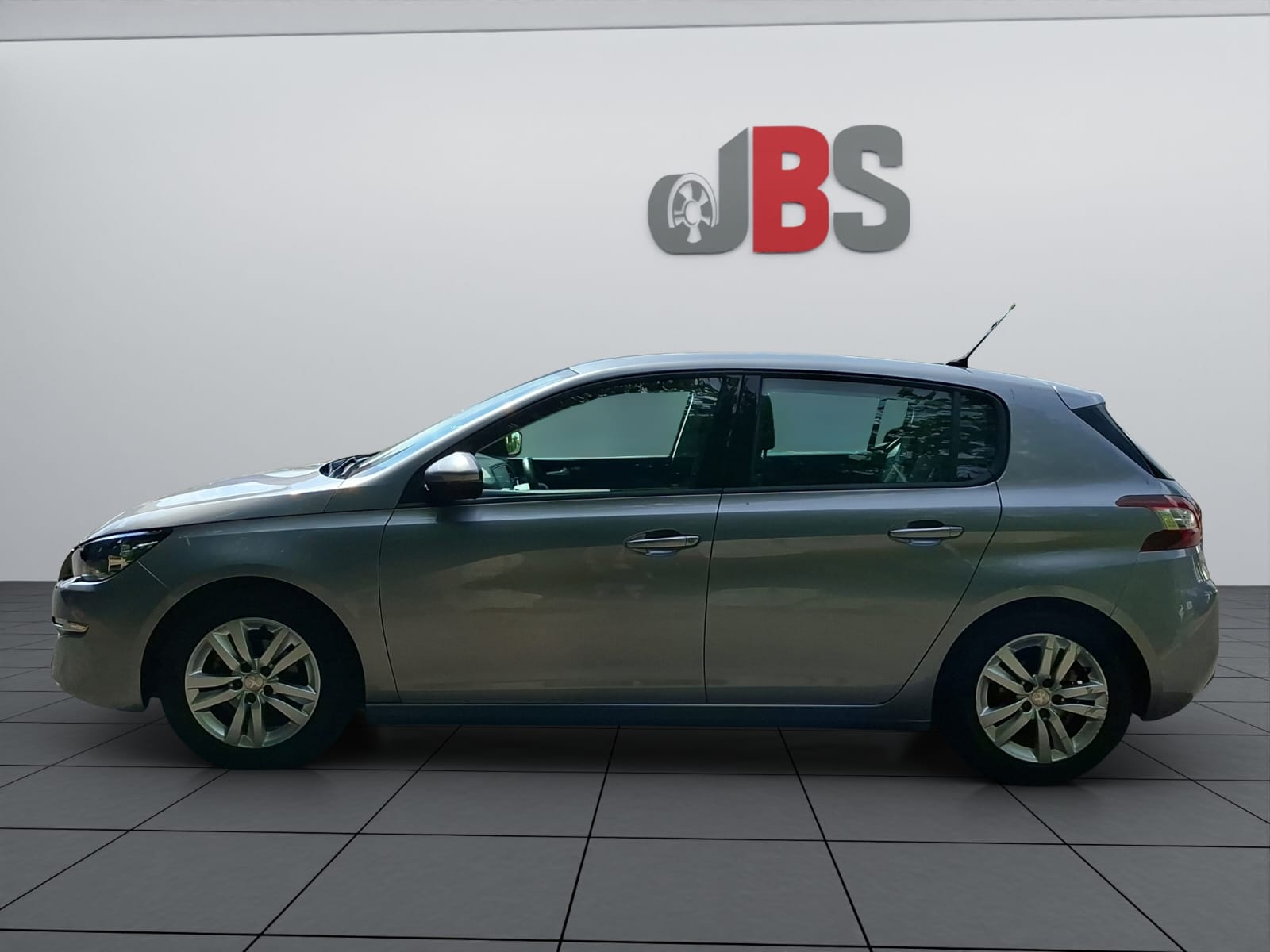 PEUGEOT 308 1.2 THP Style-image-3
