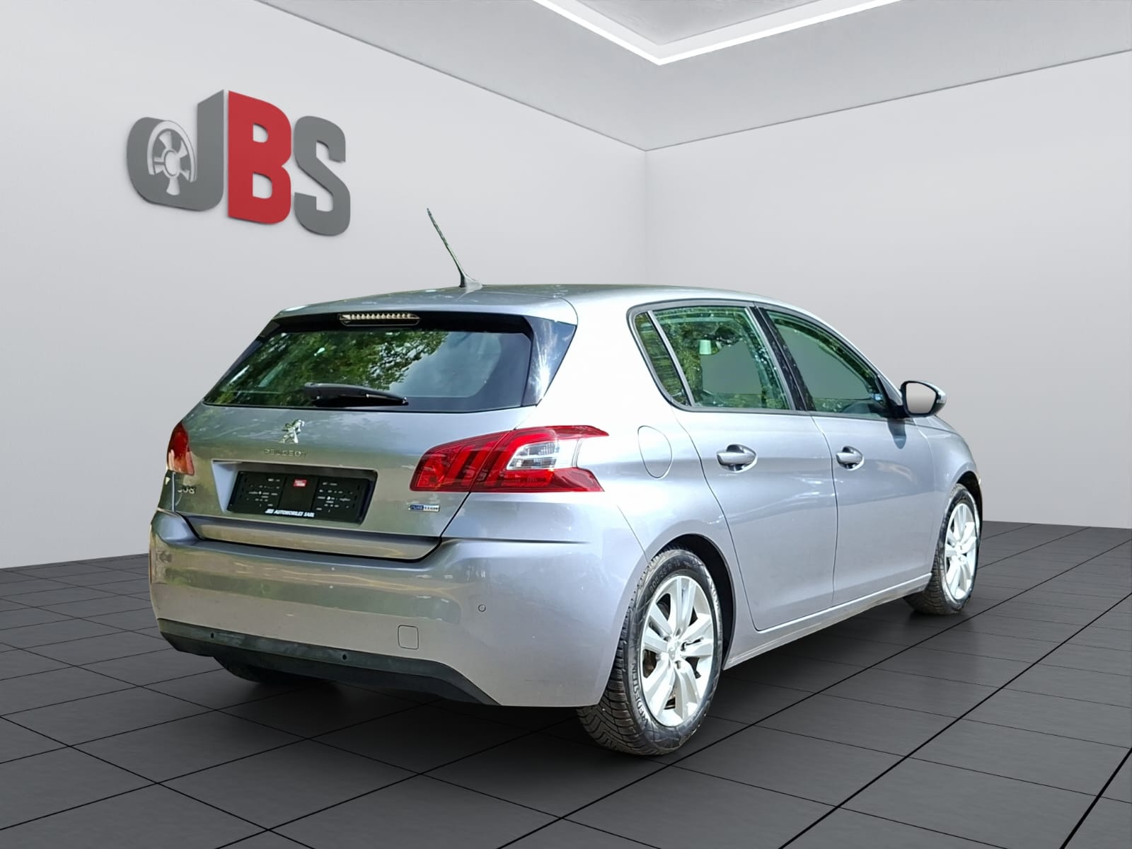 PEUGEOT 308 1.2 THP Style-image-6