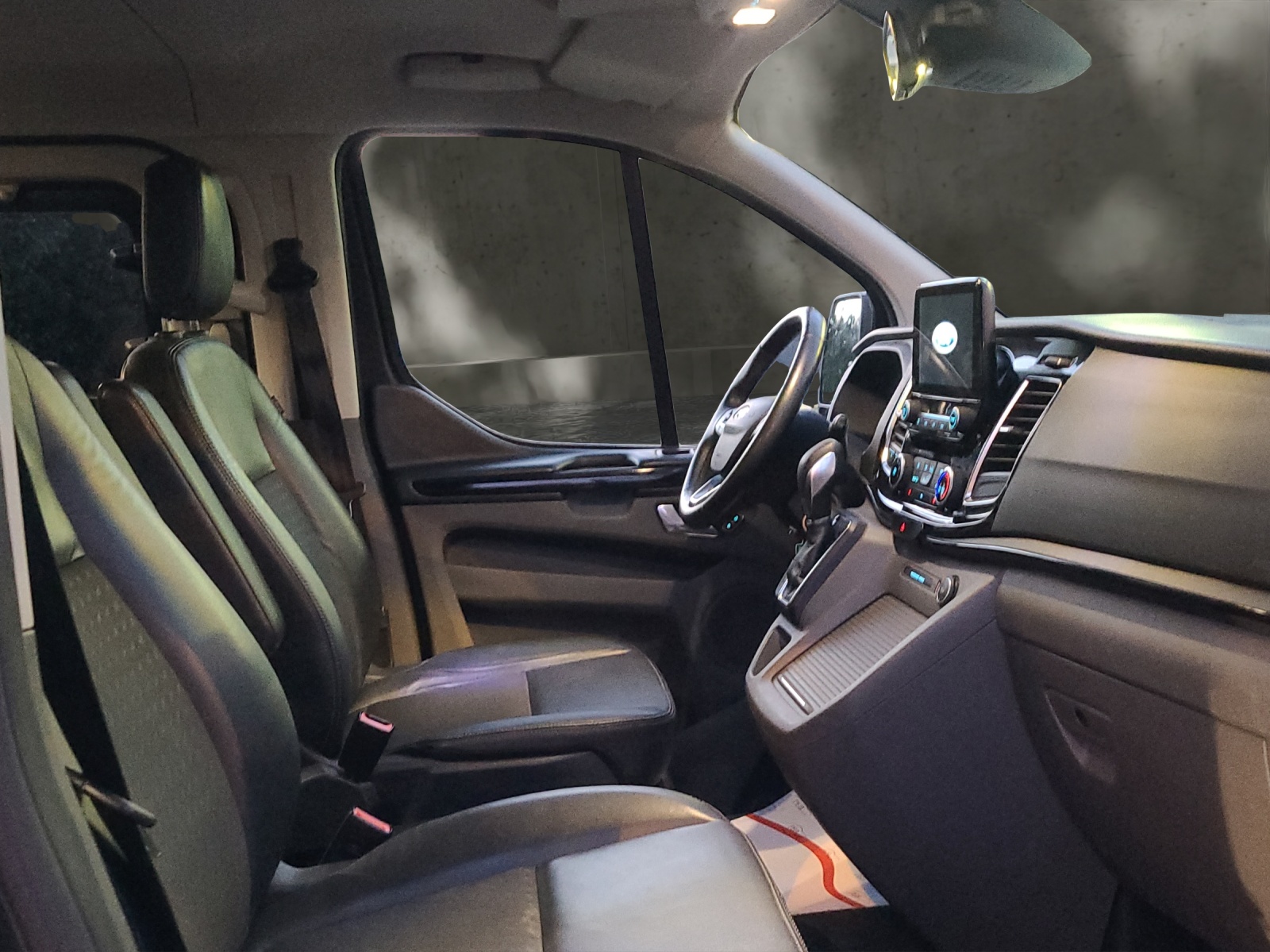 FORD Tourneo Custom 310 L1H1 Sport SelectShift A-image-15