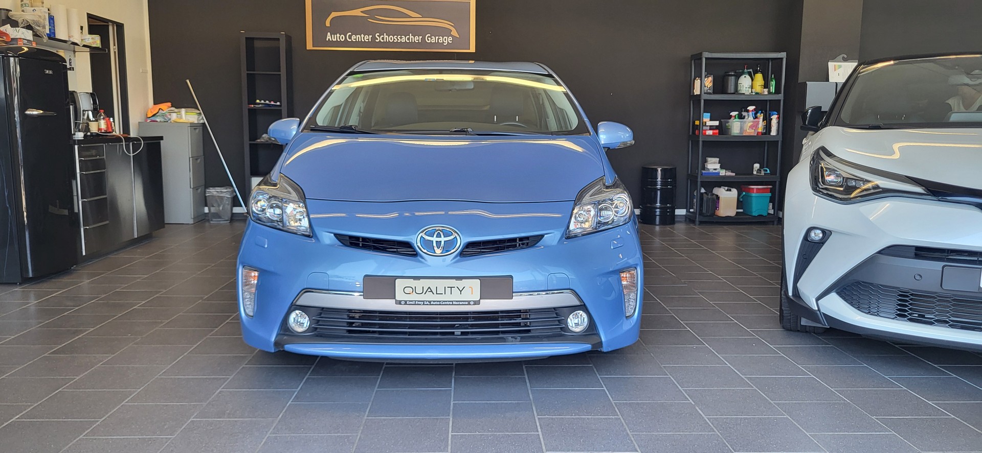 TOYOTA Prius 1.8 16V Plug-in Hybrid Sol Premium
