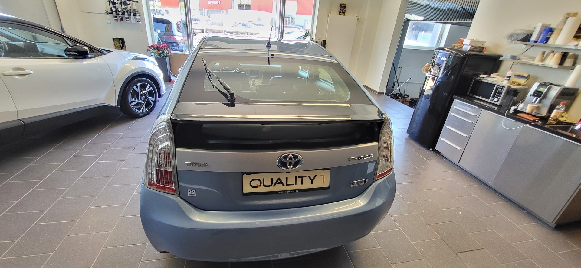 TOYOTA Prius 1.8 16V Plug-in Hybrid Sol Premium-image-9