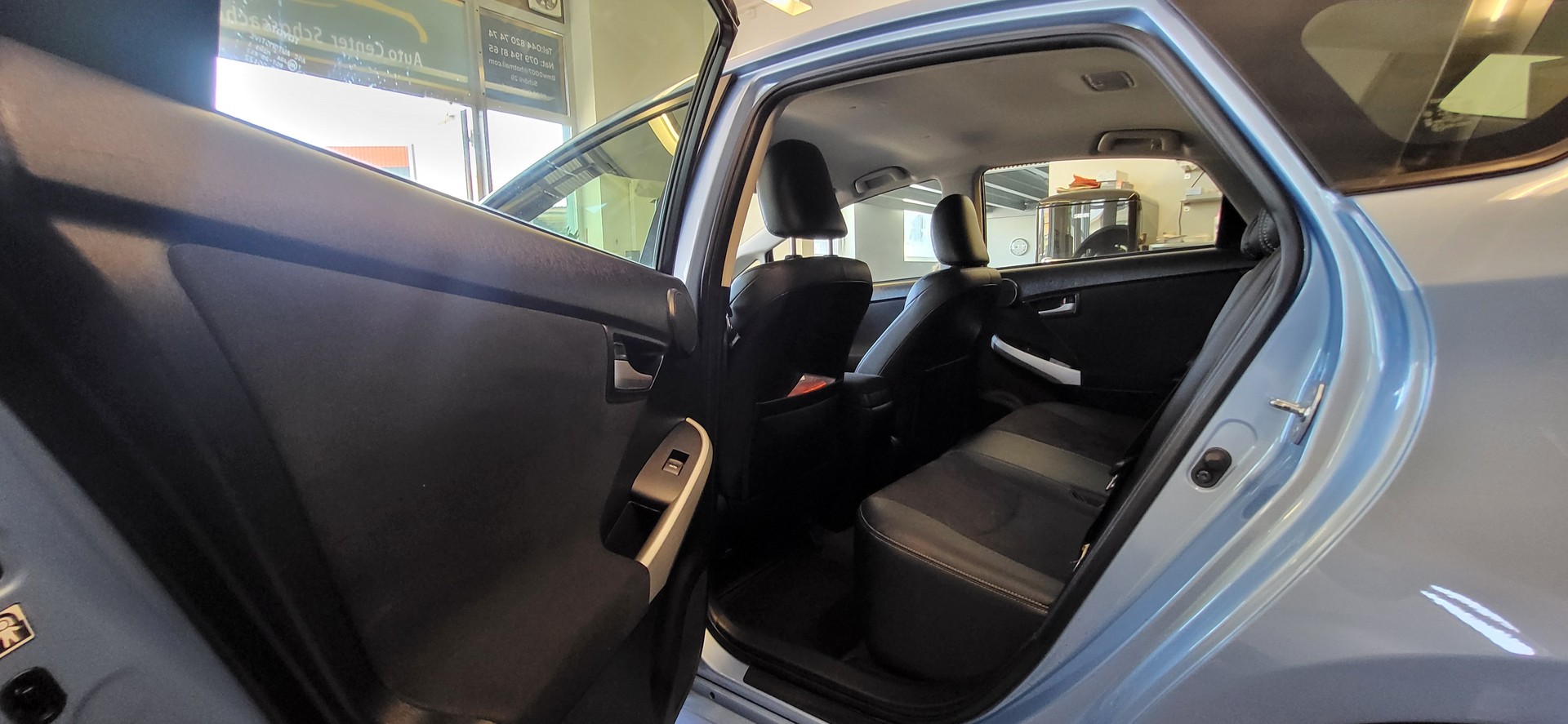 TOYOTA Prius 1.8 16V Plug-in Hybrid Sol Premium-image-7