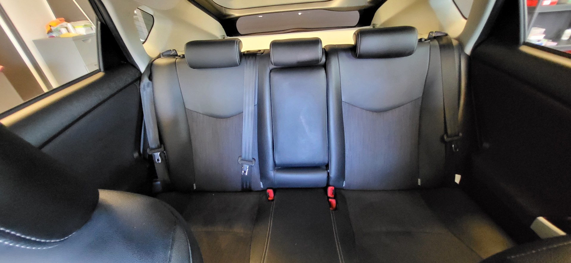 TOYOTA Prius 1.8 16V Plug-in Hybrid Sol Premium-image-13