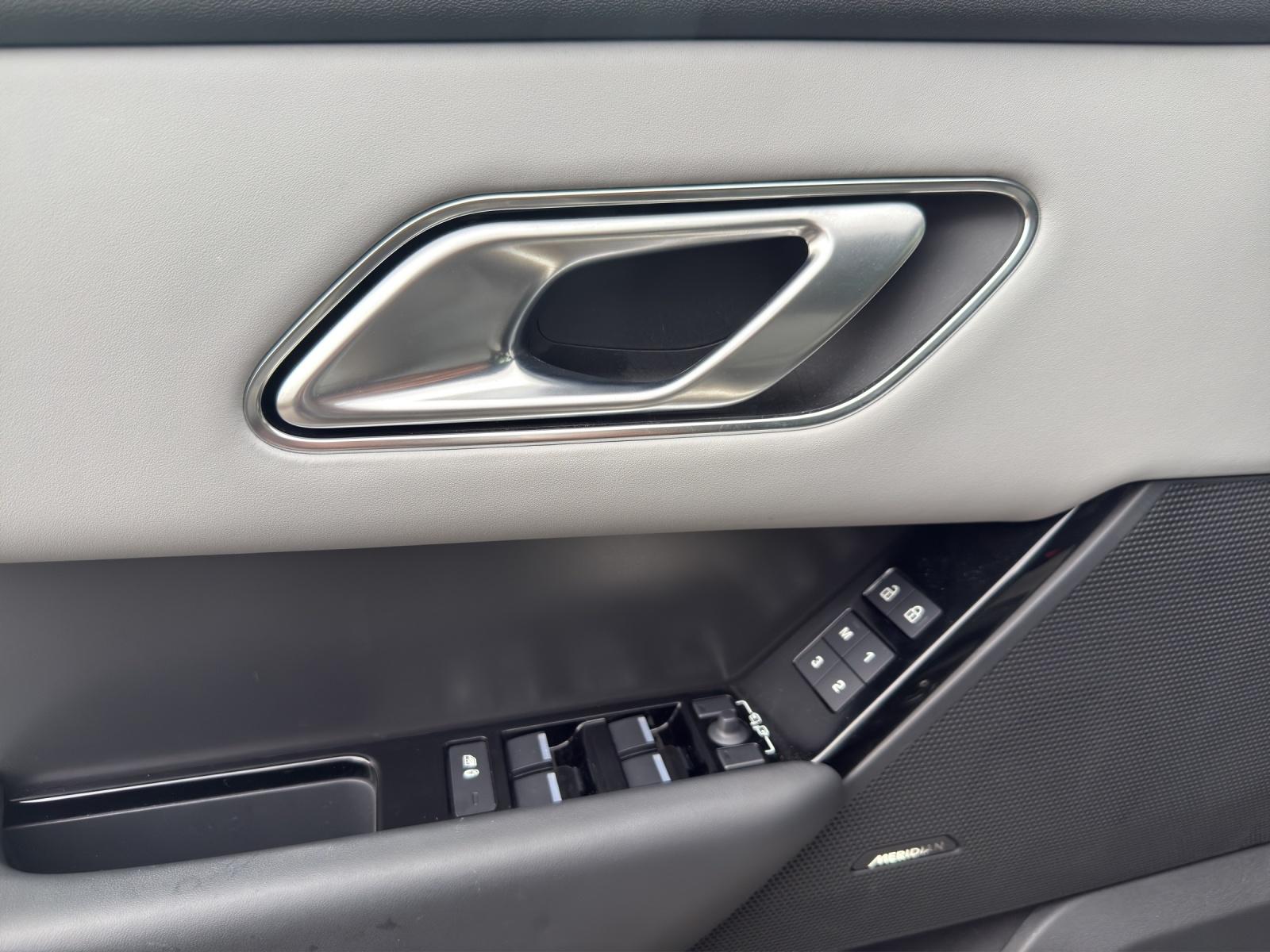 LAND ROVER Range Rover Velar 2.0 P400e Dynamic HSE-image-9