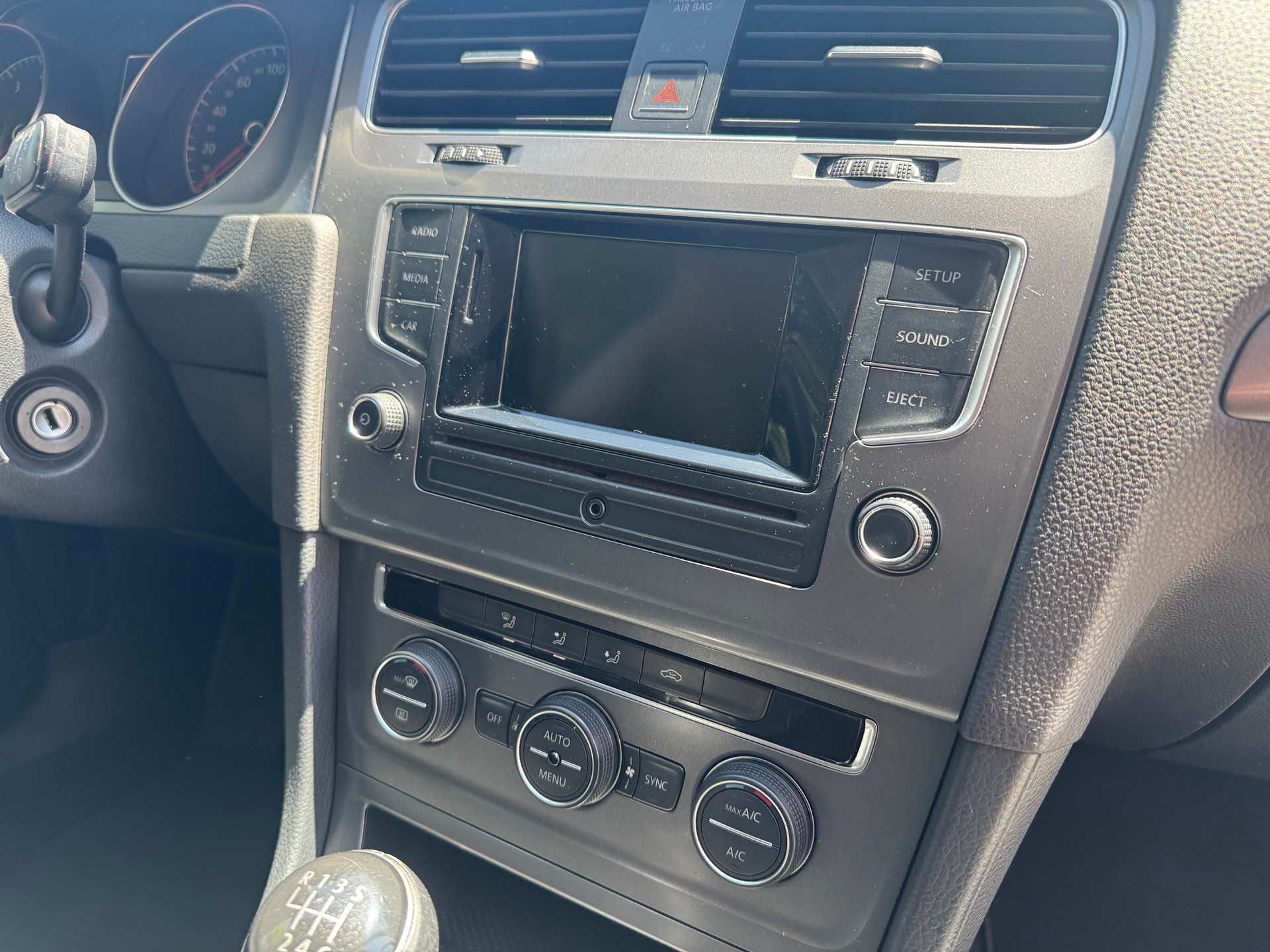 VW Golf 1.2 TSI Trendline-image-6