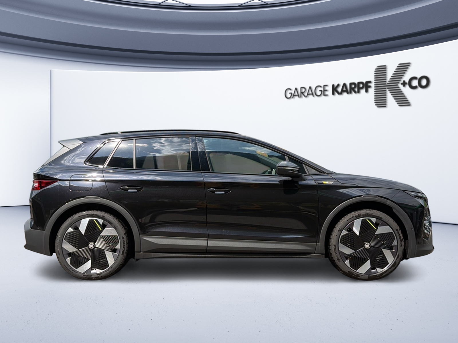 SKODA Elroq RS 4x4-image-5