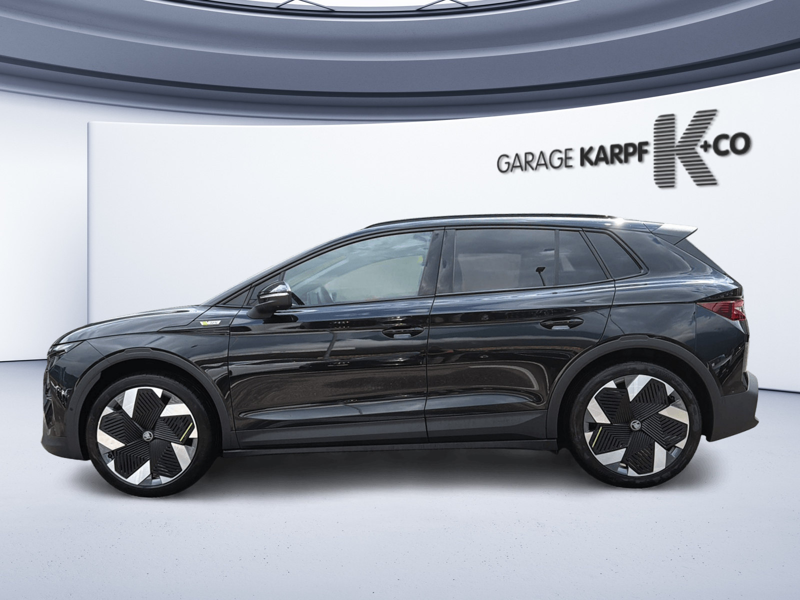 SKODA Elroq RS 4x4-image-1