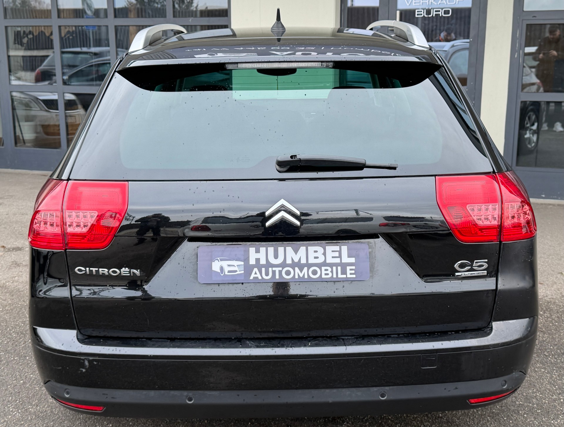 CITROEN C5 Tourer 1.6 Turbo Exclusive Automatic-image-3