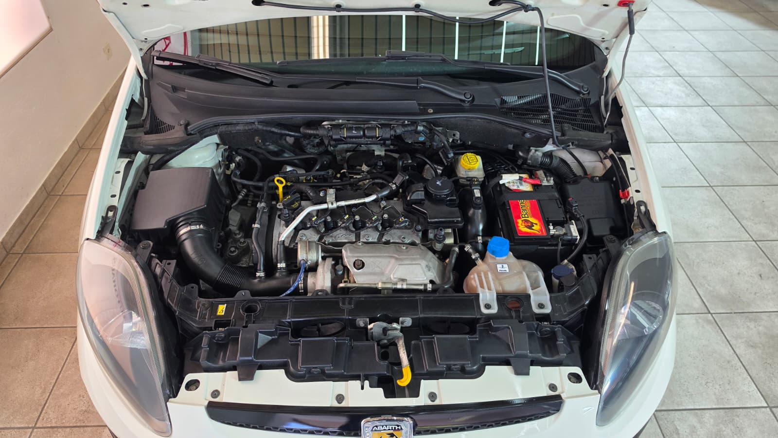 FIAT Punto 1.4 16V Turbo Abarth Supersport, TOP FAHRZEUG, FRISCH AB SERVICE UND FRISCH AB MFK-image-12