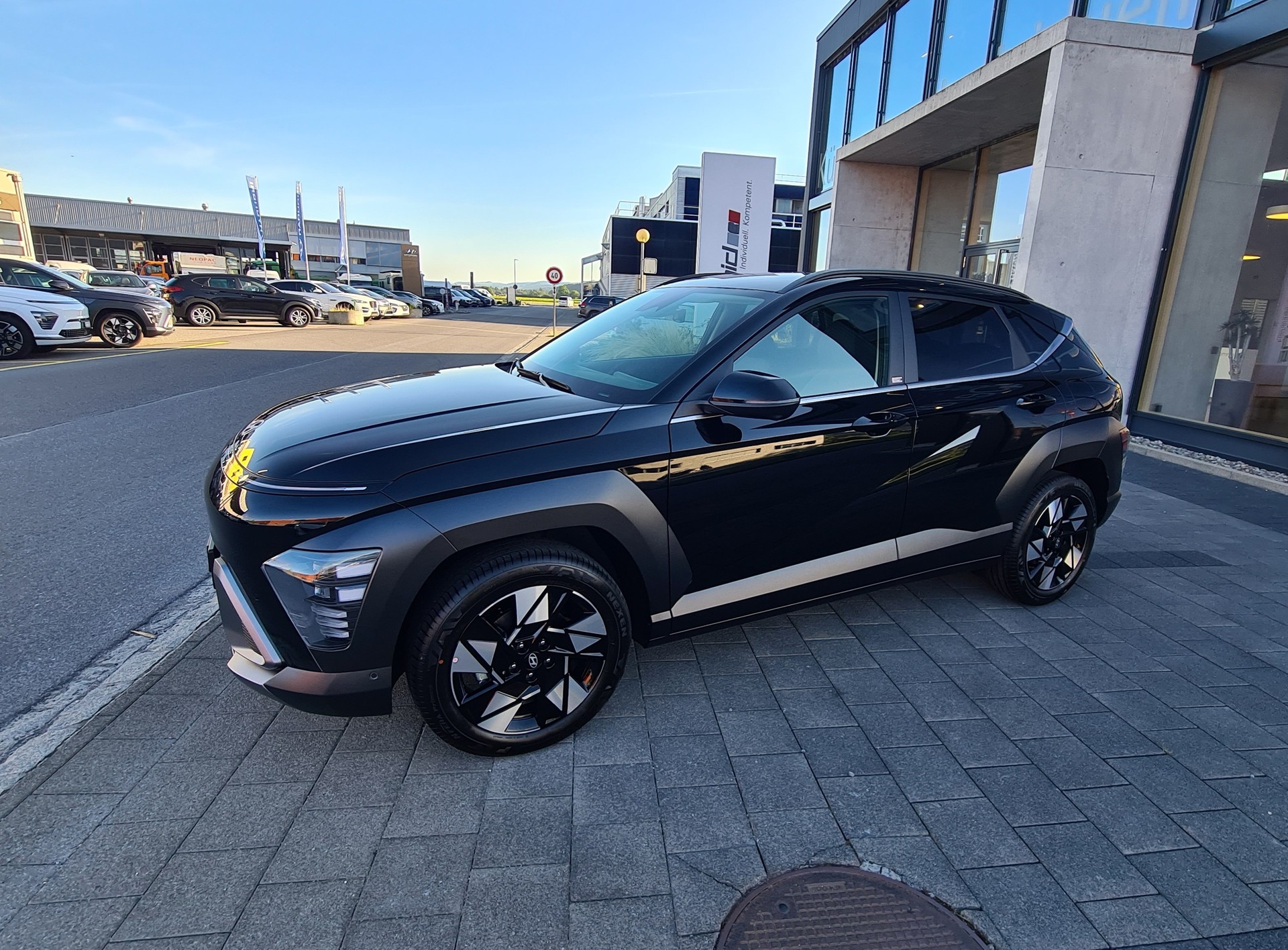 HYUNDAI Kona 1.6 GDi HEV Amplia DCT-image-7