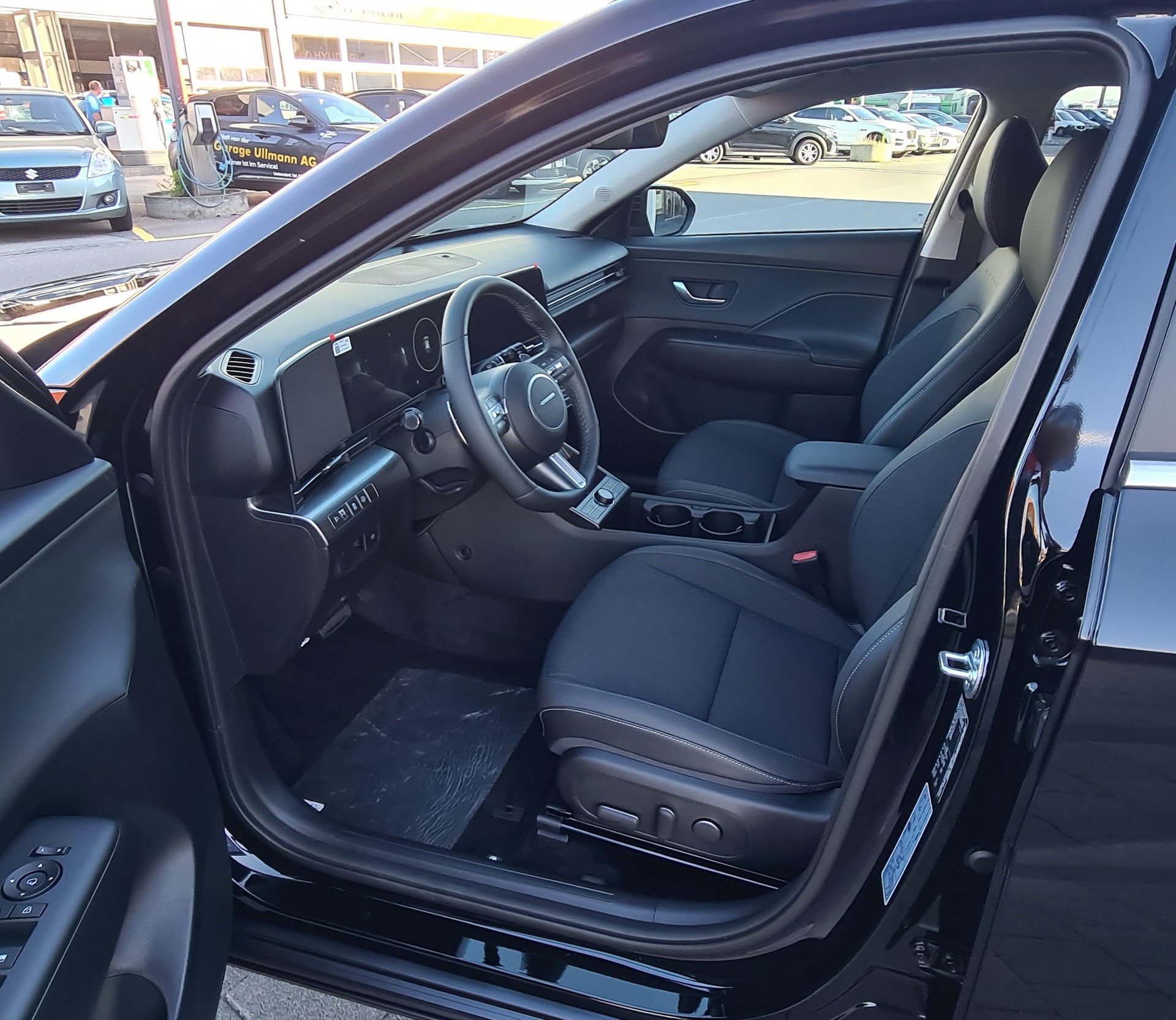 HYUNDAI Kona 1.6 GDi HEV Amplia DCT-image-8