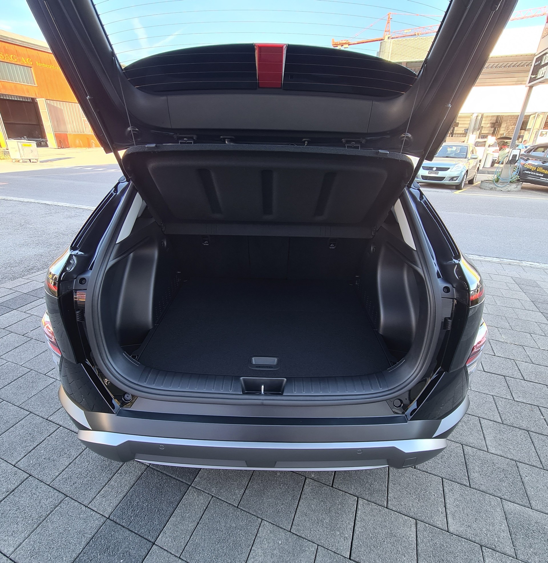 HYUNDAI Kona 1.6 GDi HEV Amplia DCT-image-11