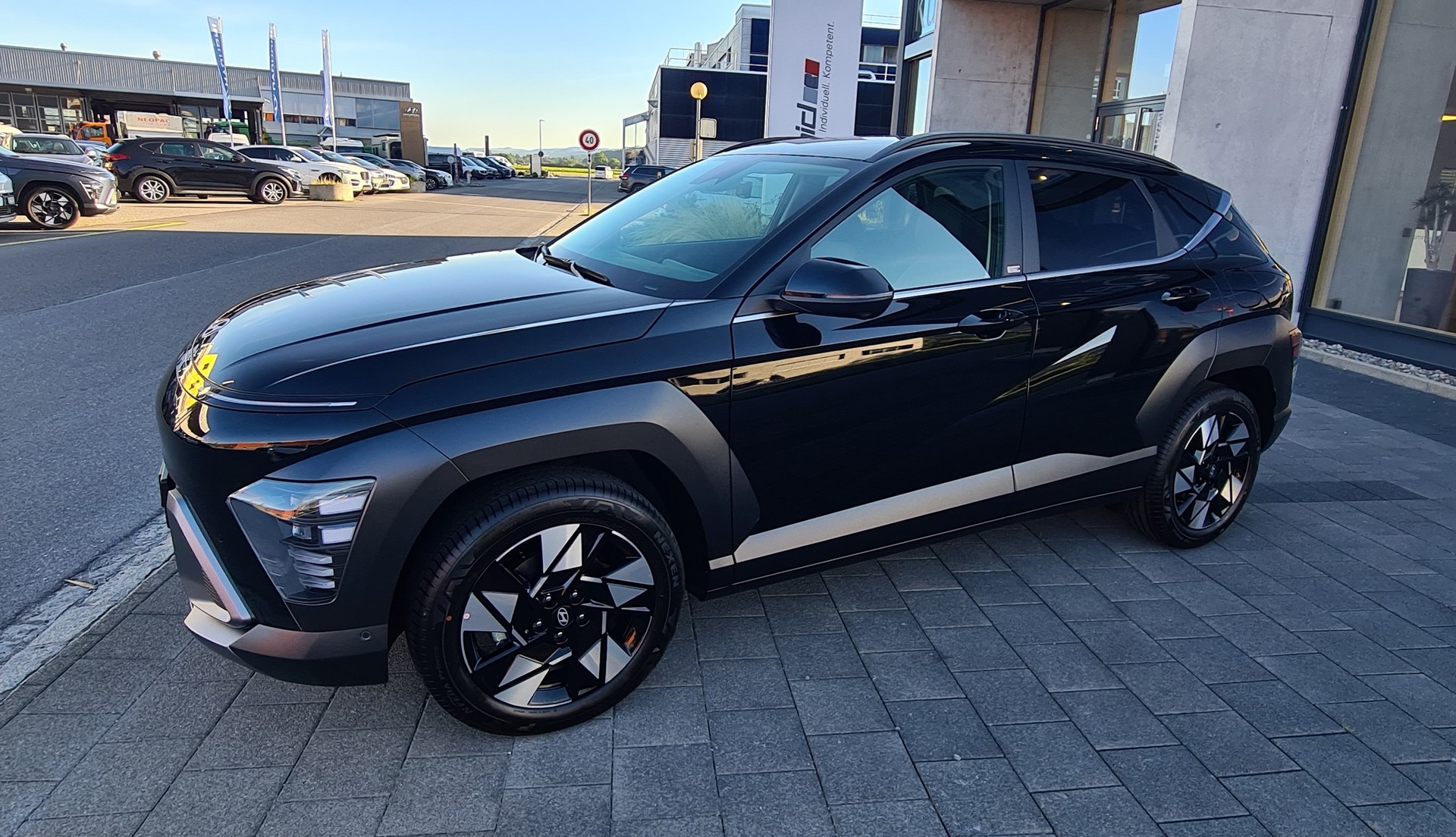 HYUNDAI Kona 1.6 GDi HEV Amplia DCT-image-7