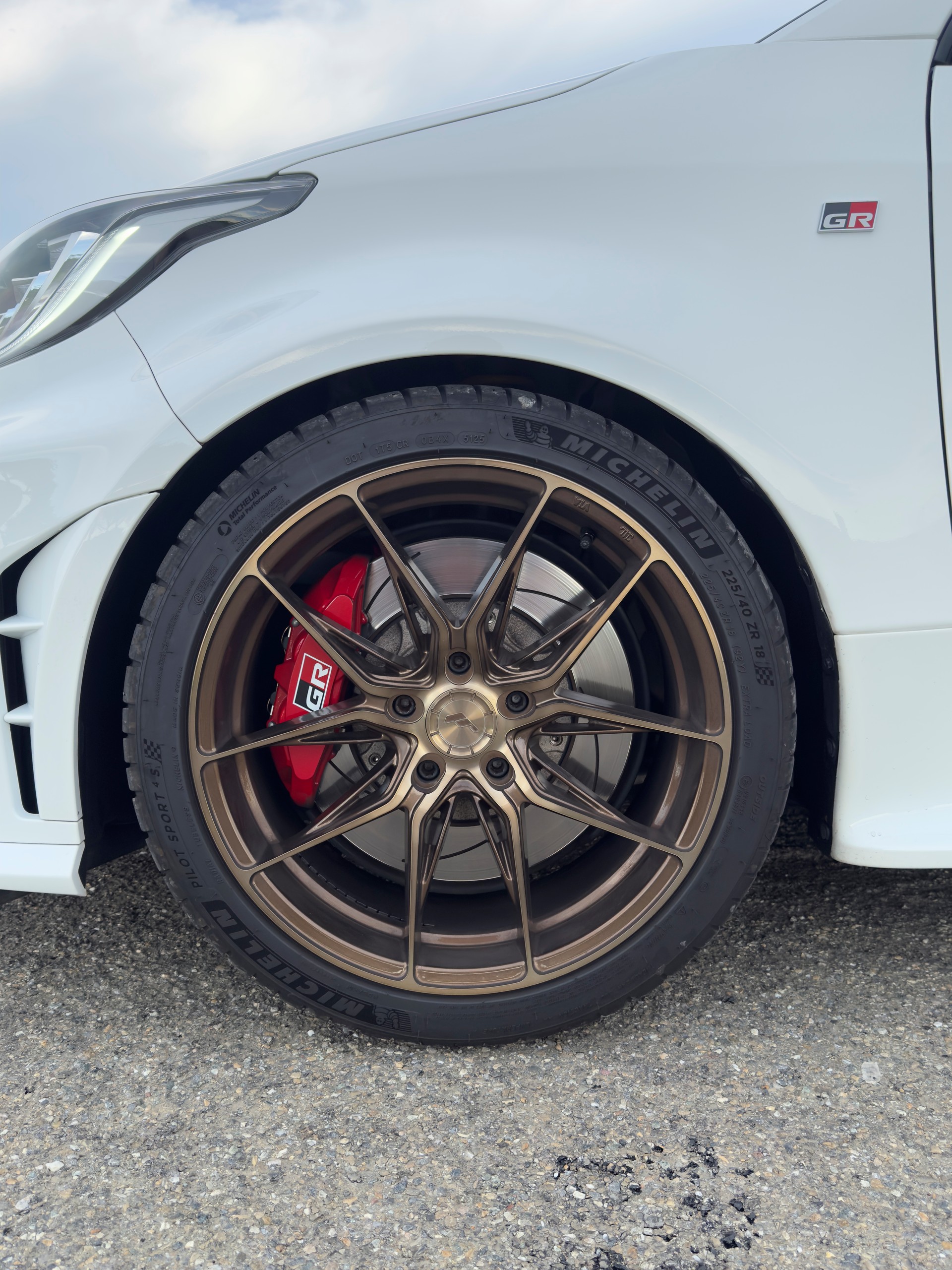 TOYOTA 1.6 Turbo Sport 4x4-image-5