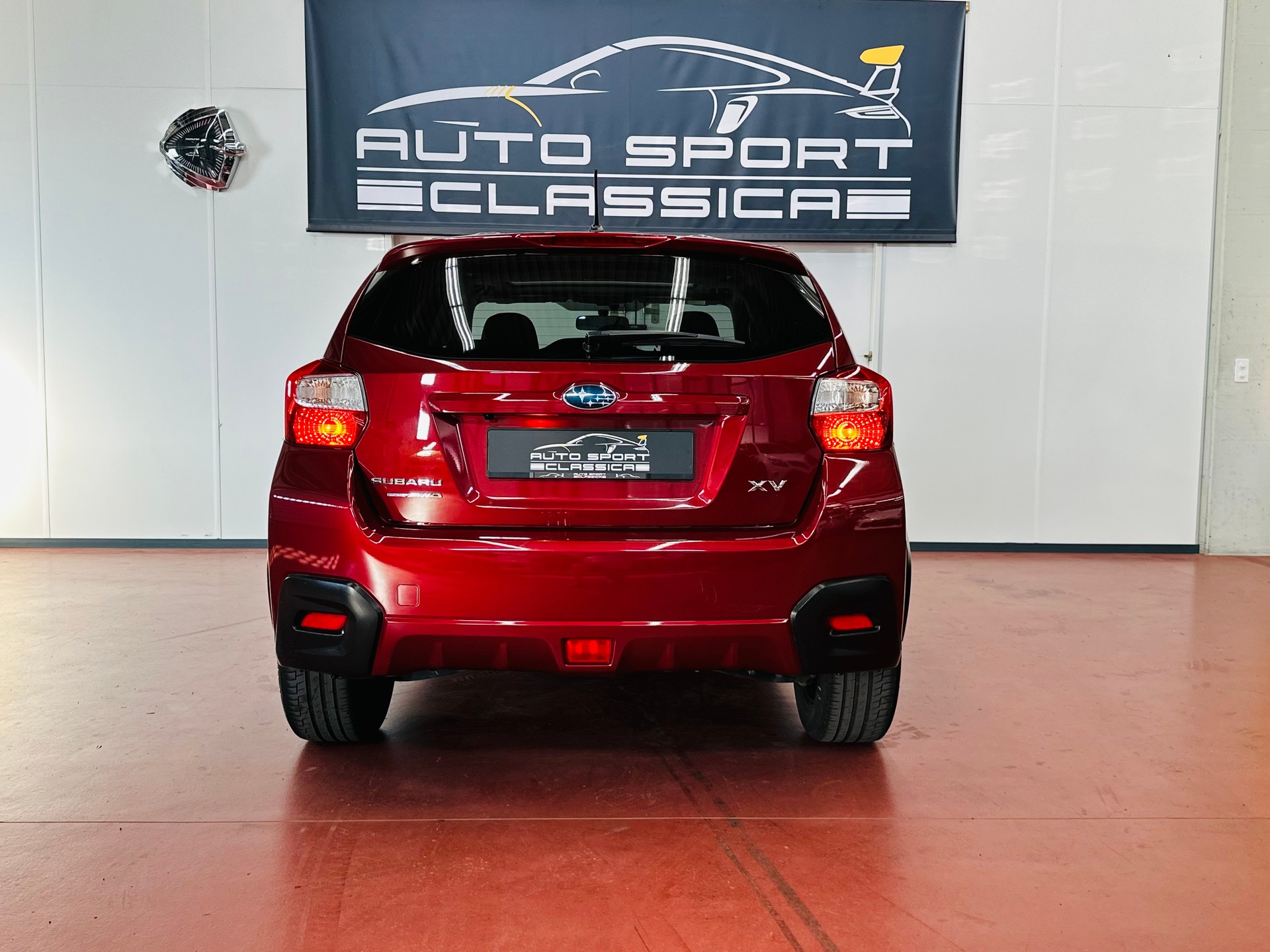 SUBARU XV 2.0 Swiss Three AWD CVT-image-8