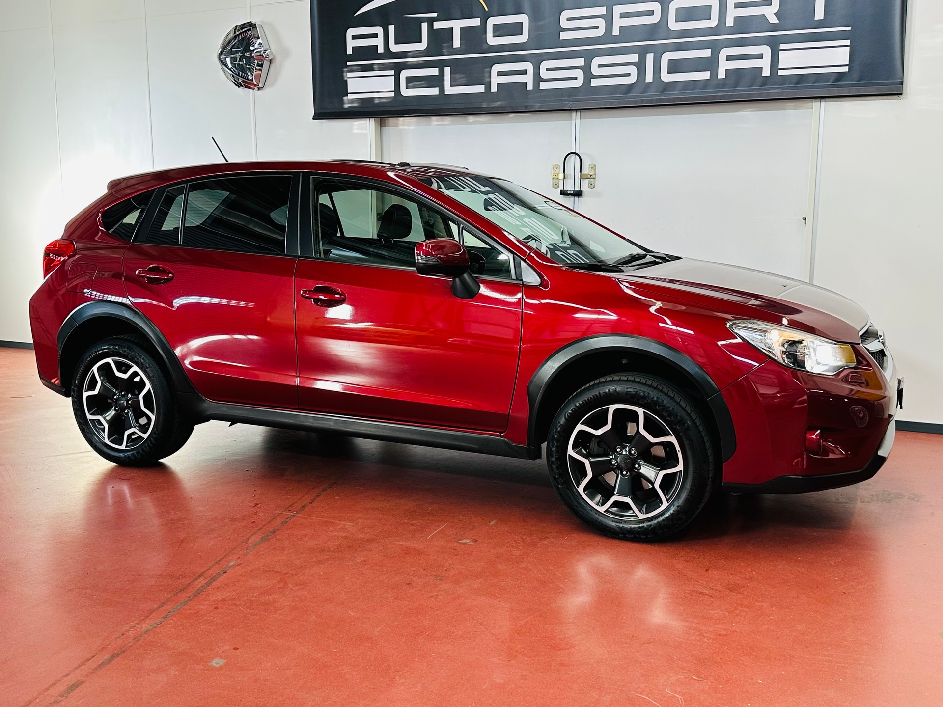 SUBARU XV 2.0 Swiss Three AWD CVT-image-6